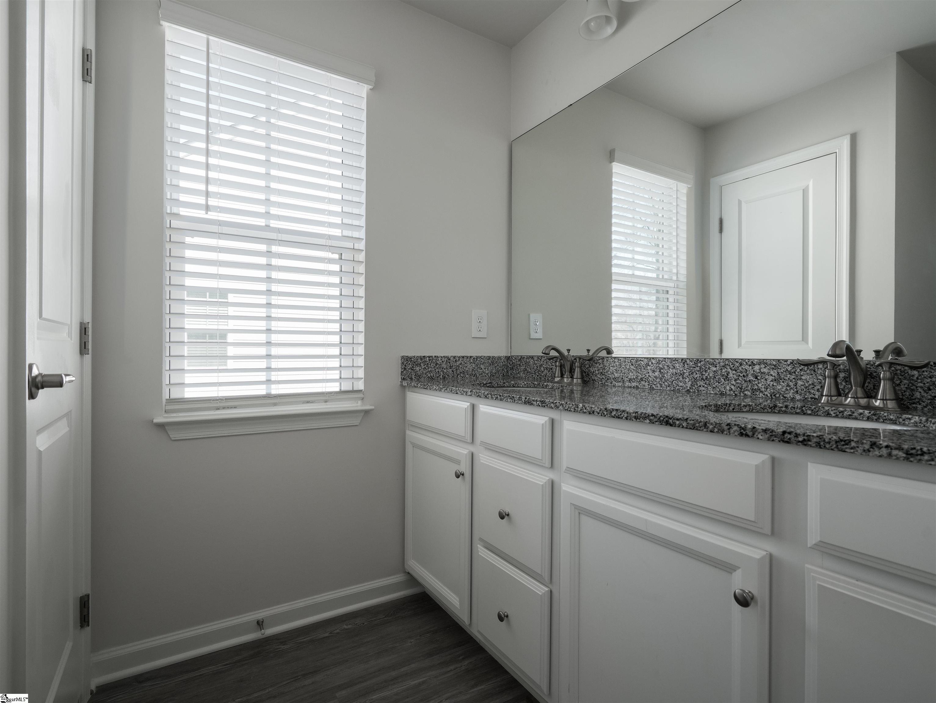 221 Hipps Crossing Drive Simpsonville, SC 29680