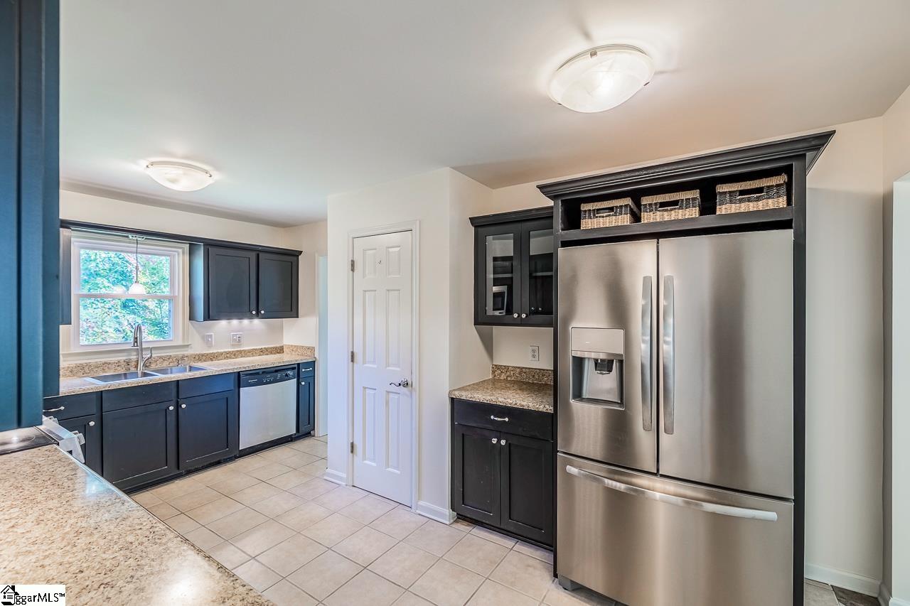 720 Sunny Shore Lane Anderson, SC 29621