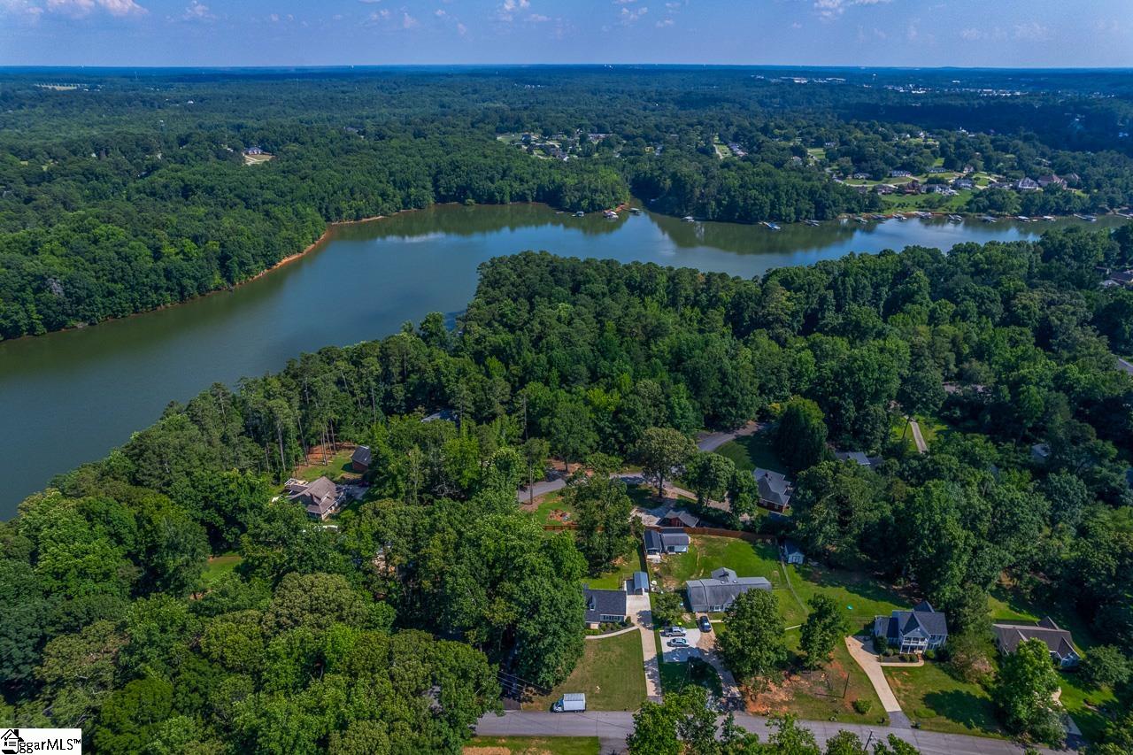 720 Sunny Shore Lane Anderson, SC 29621