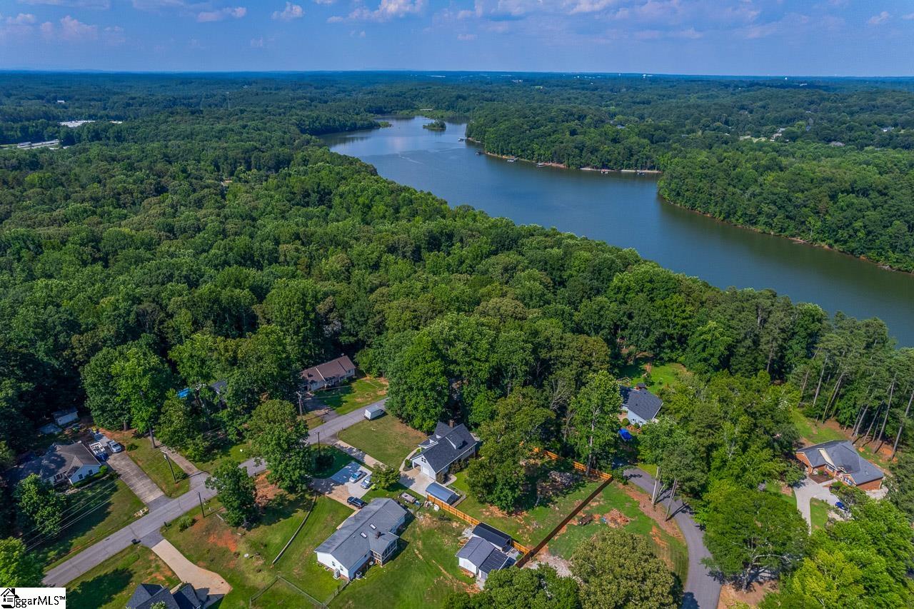 720 Sunny Shore Lane Anderson, SC 29621