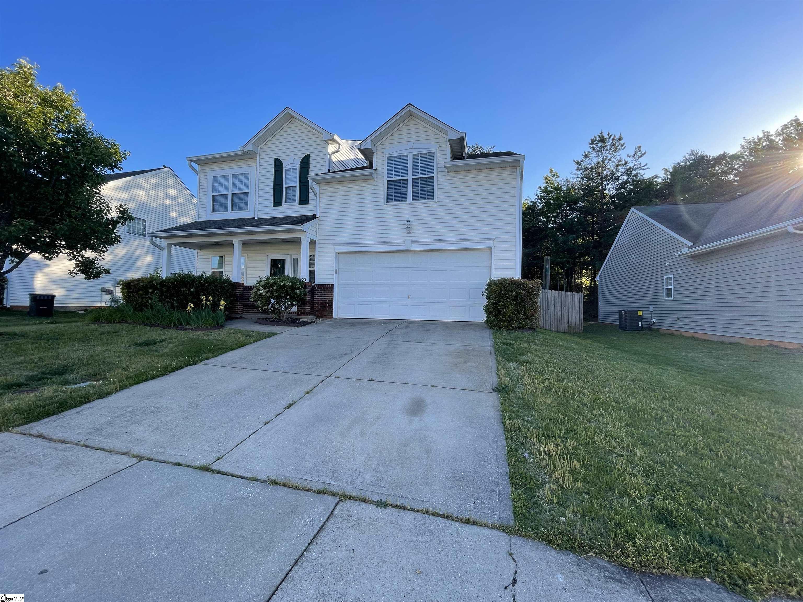 203 Stillwater Court Simpsonville, SC 29681