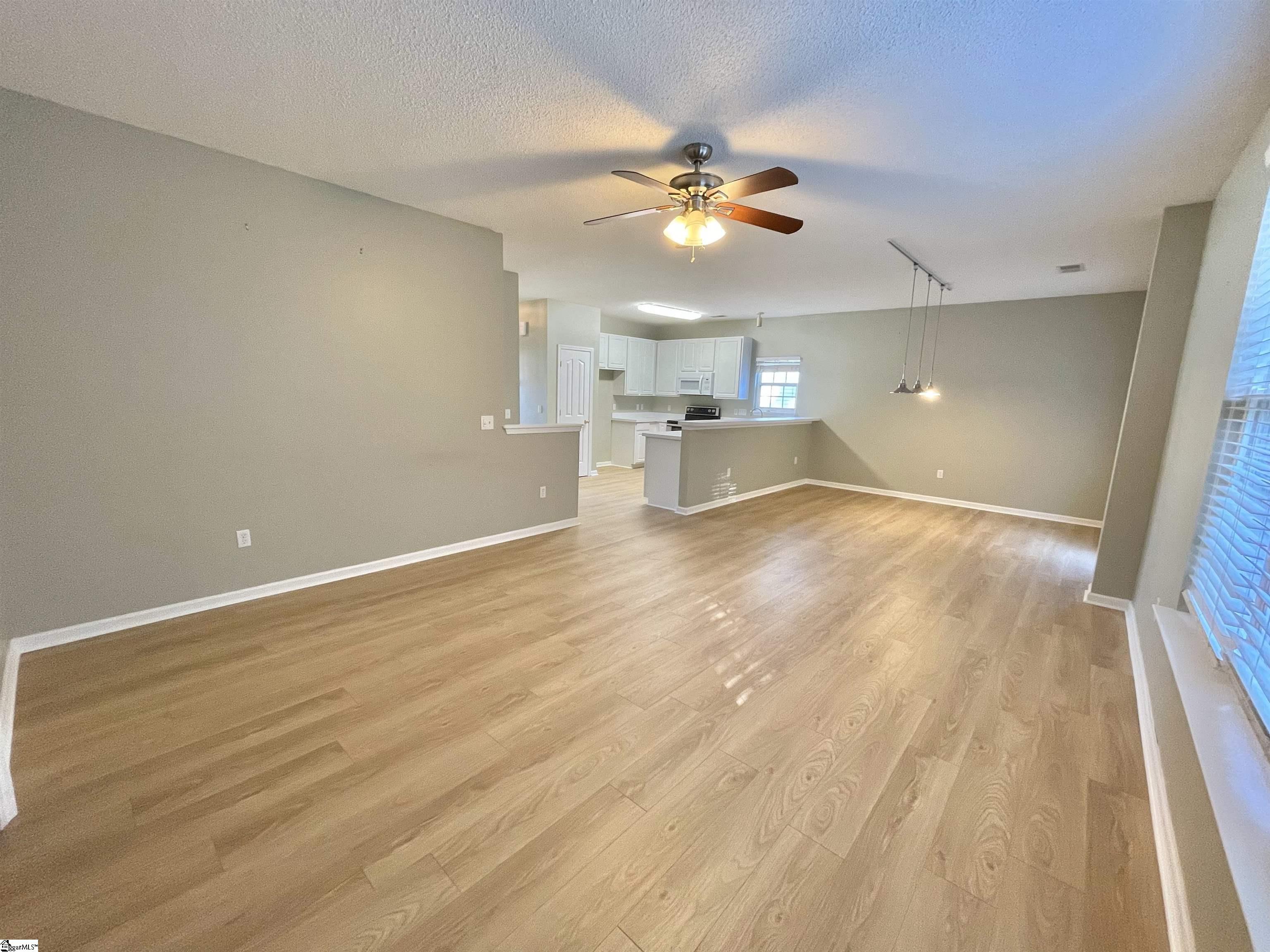 203 Stillwater Court Simpsonville, SC 29681