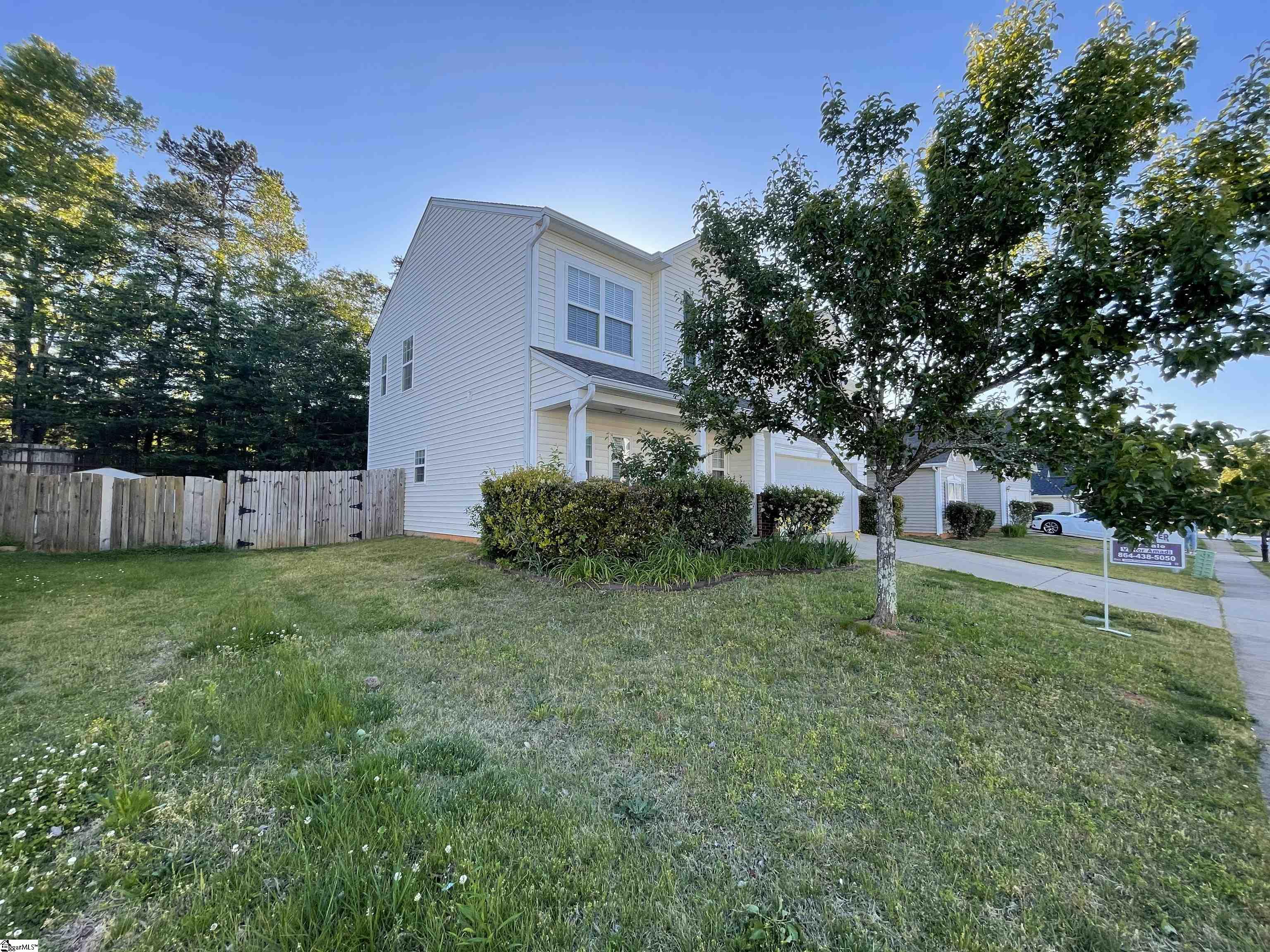 203 Stillwater Court Simpsonville, SC 29681
