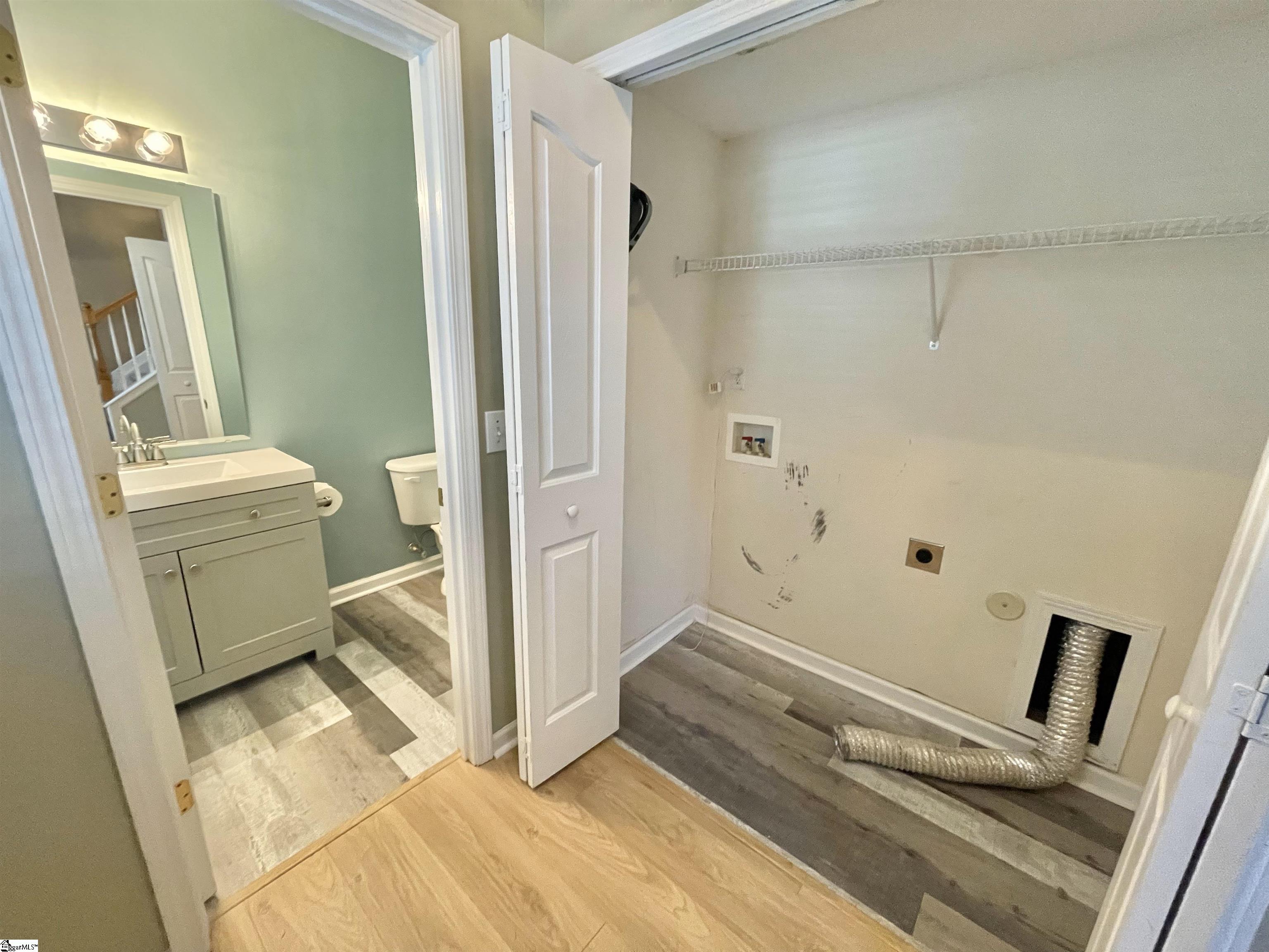 203 Stillwater Court Simpsonville, SC 29681