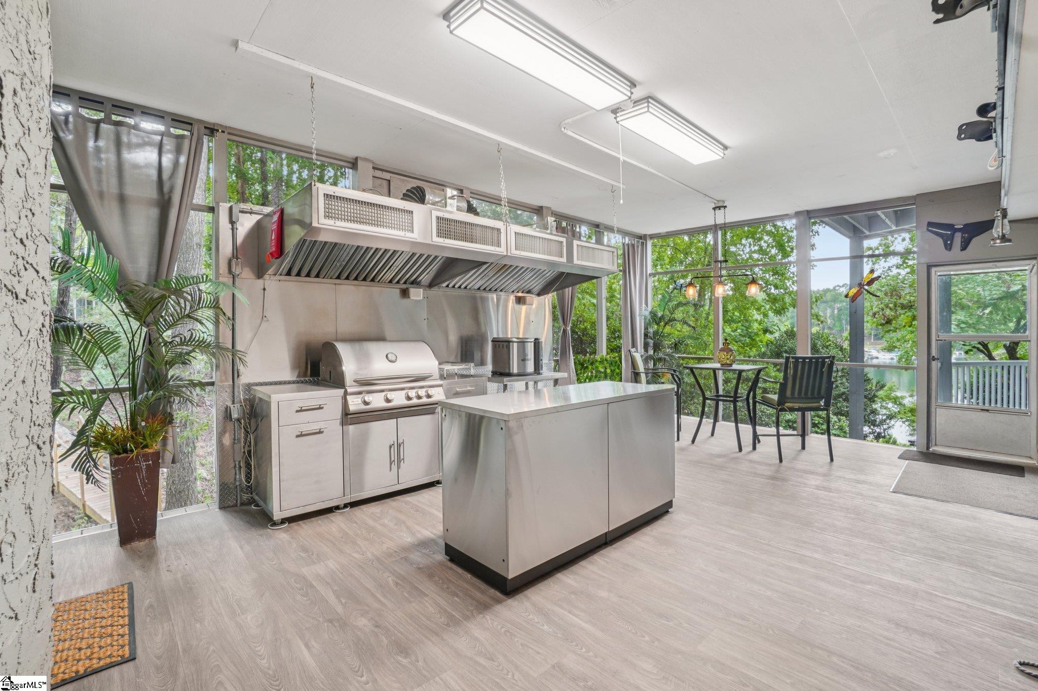 24 Lighthouse Way Drive Salem, SC 29676