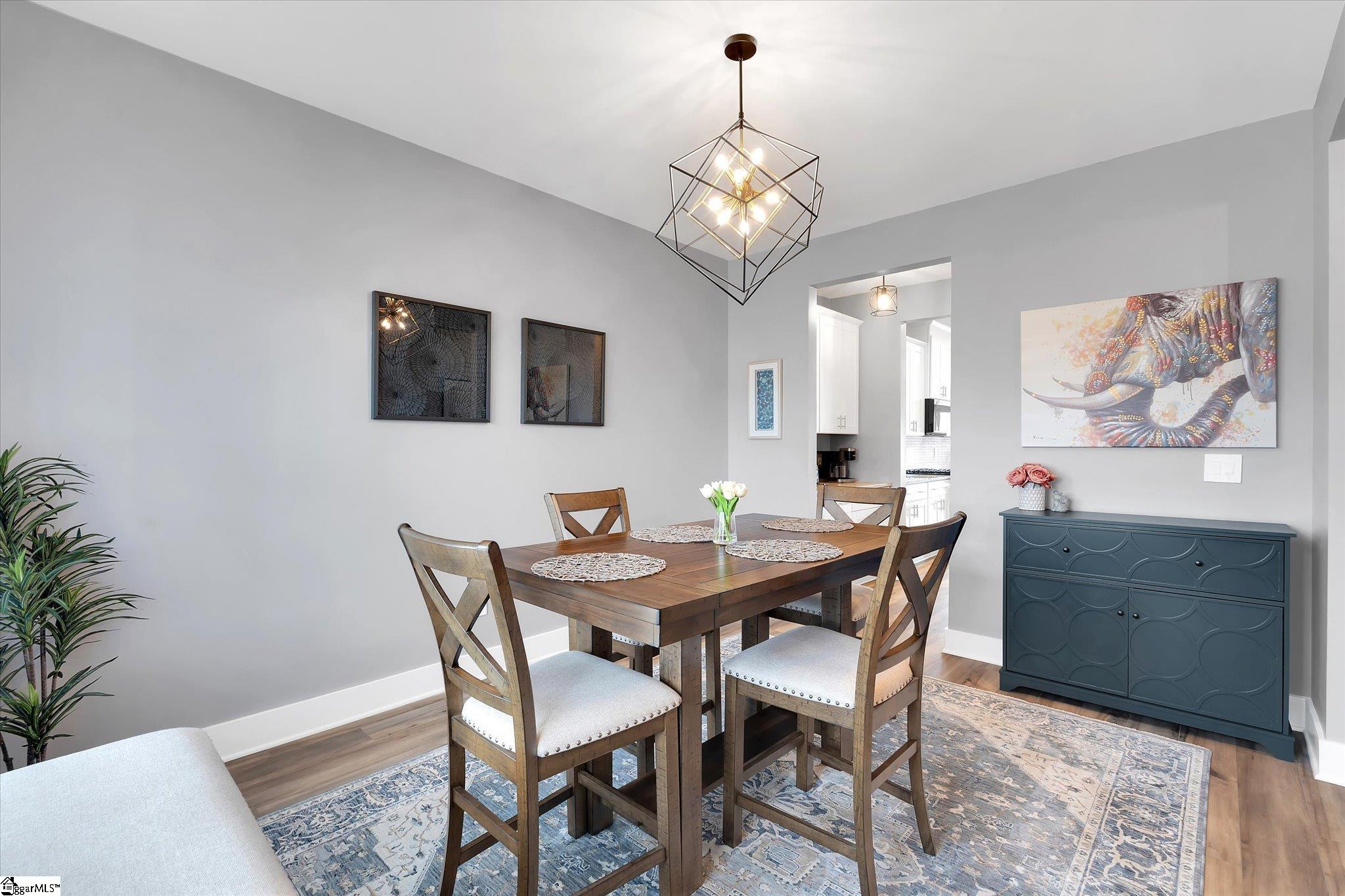 6 Roderick Lane Greenville, SC 29605