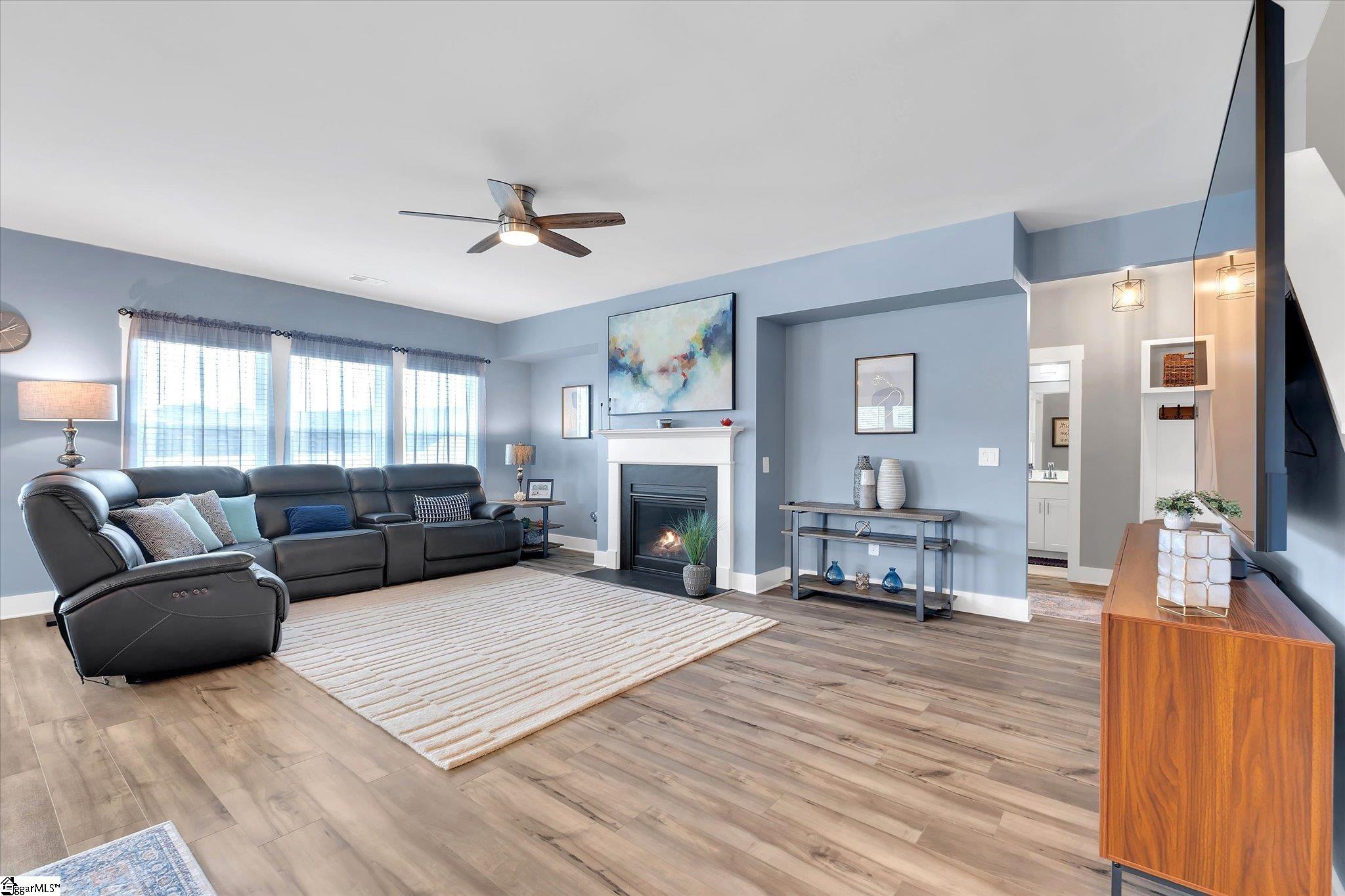 6 Roderick Lane Greenville, SC 29605