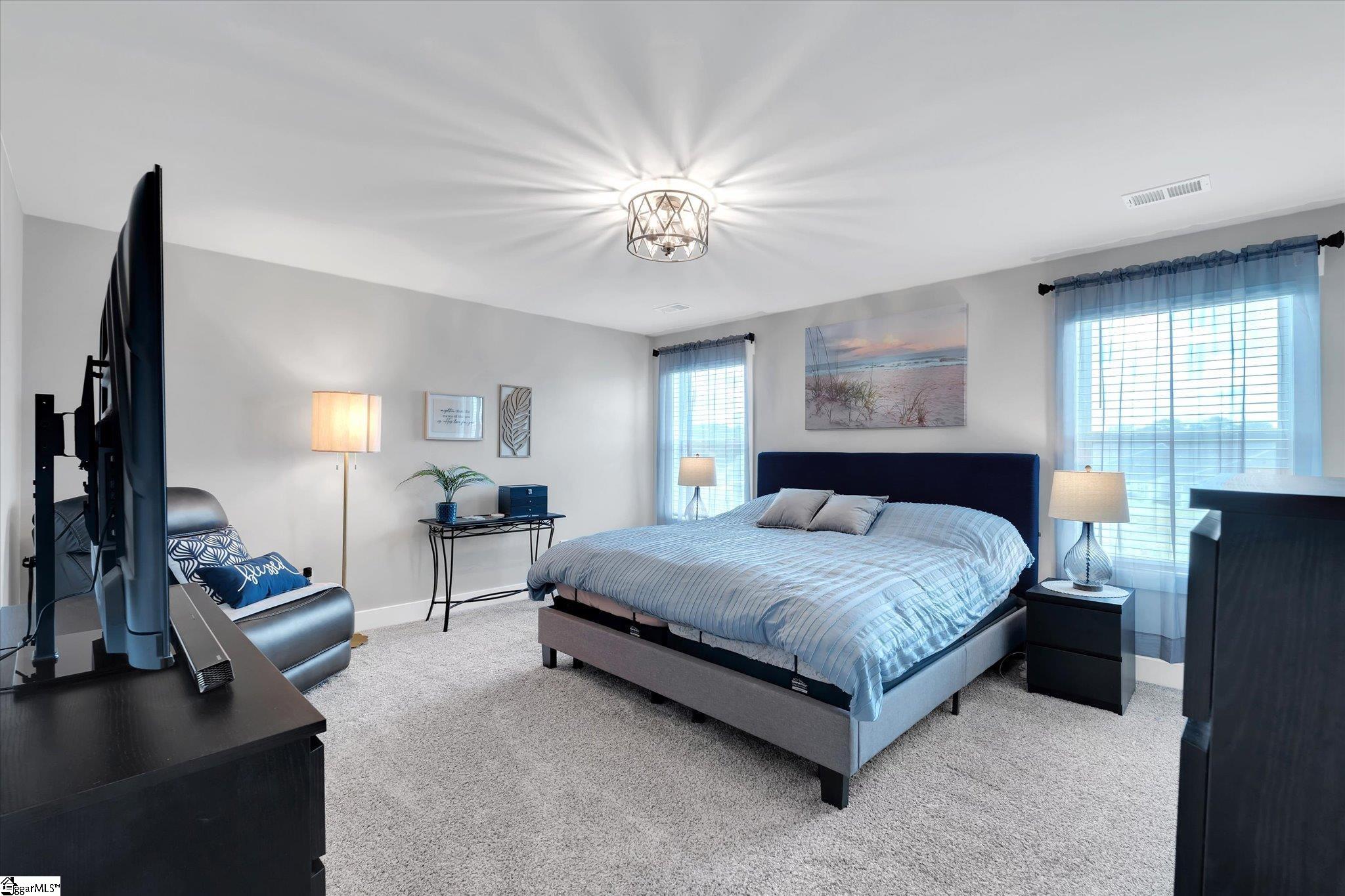 6 Roderick Lane Greenville, SC 29605