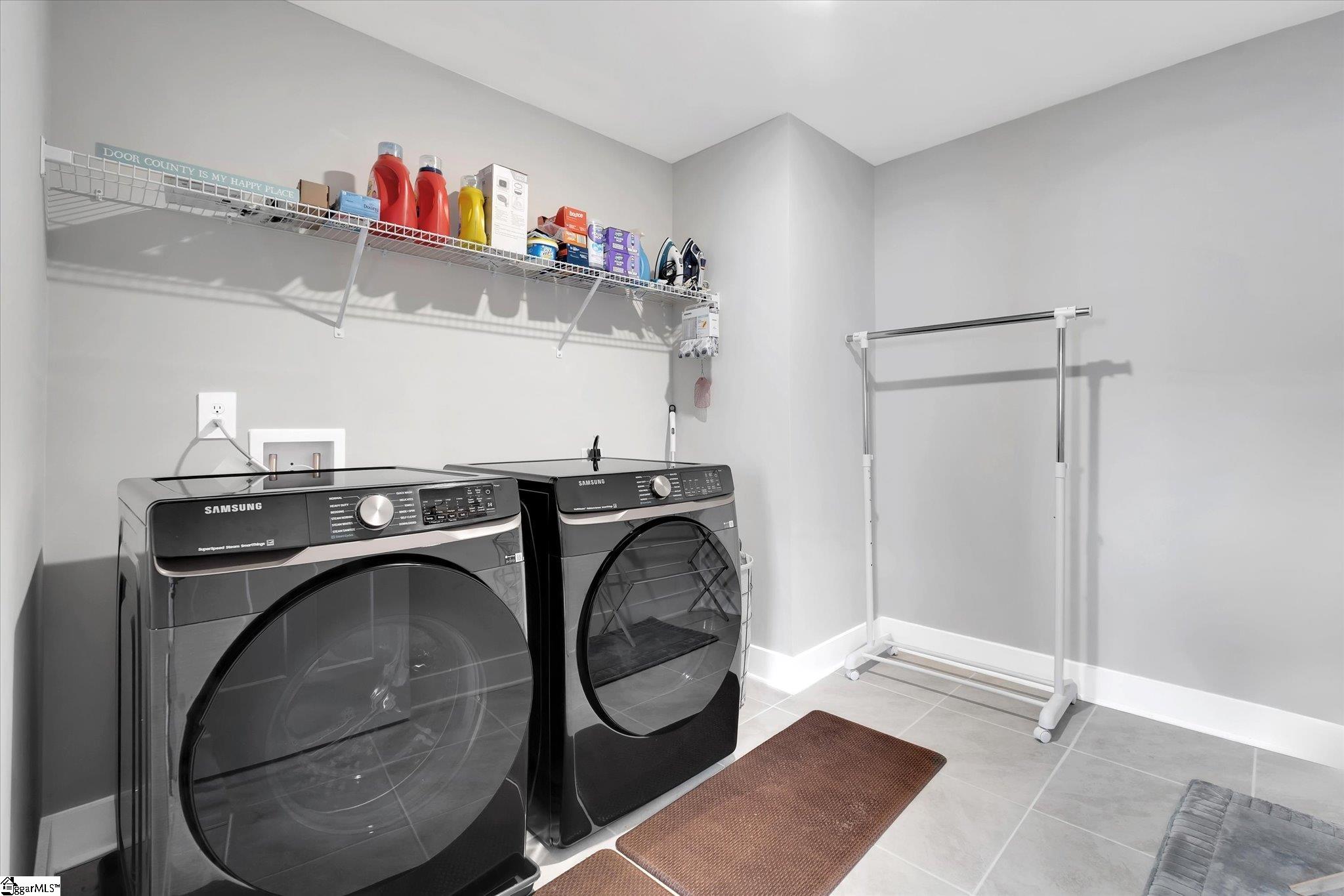 6 Roderick Lane Greenville, SC 29605