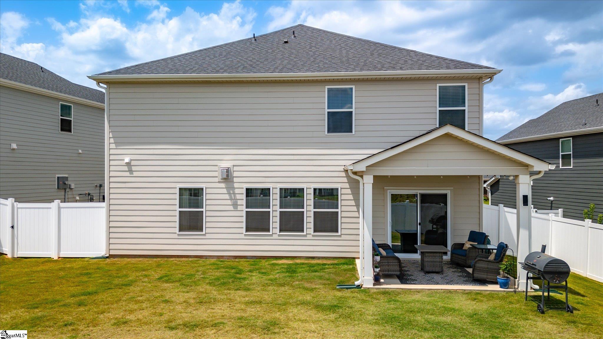 6 Roderick Lane Greenville, SC 29605