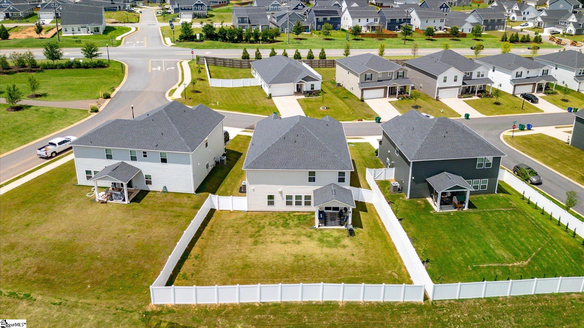 6 Roderick Lane Greenville, SC 29605