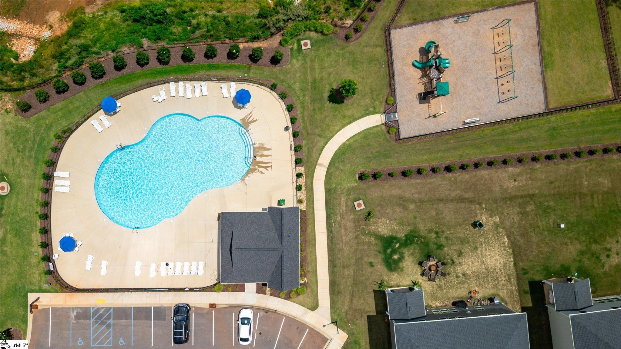 6 Roderick Lane Greenville, SC 29605