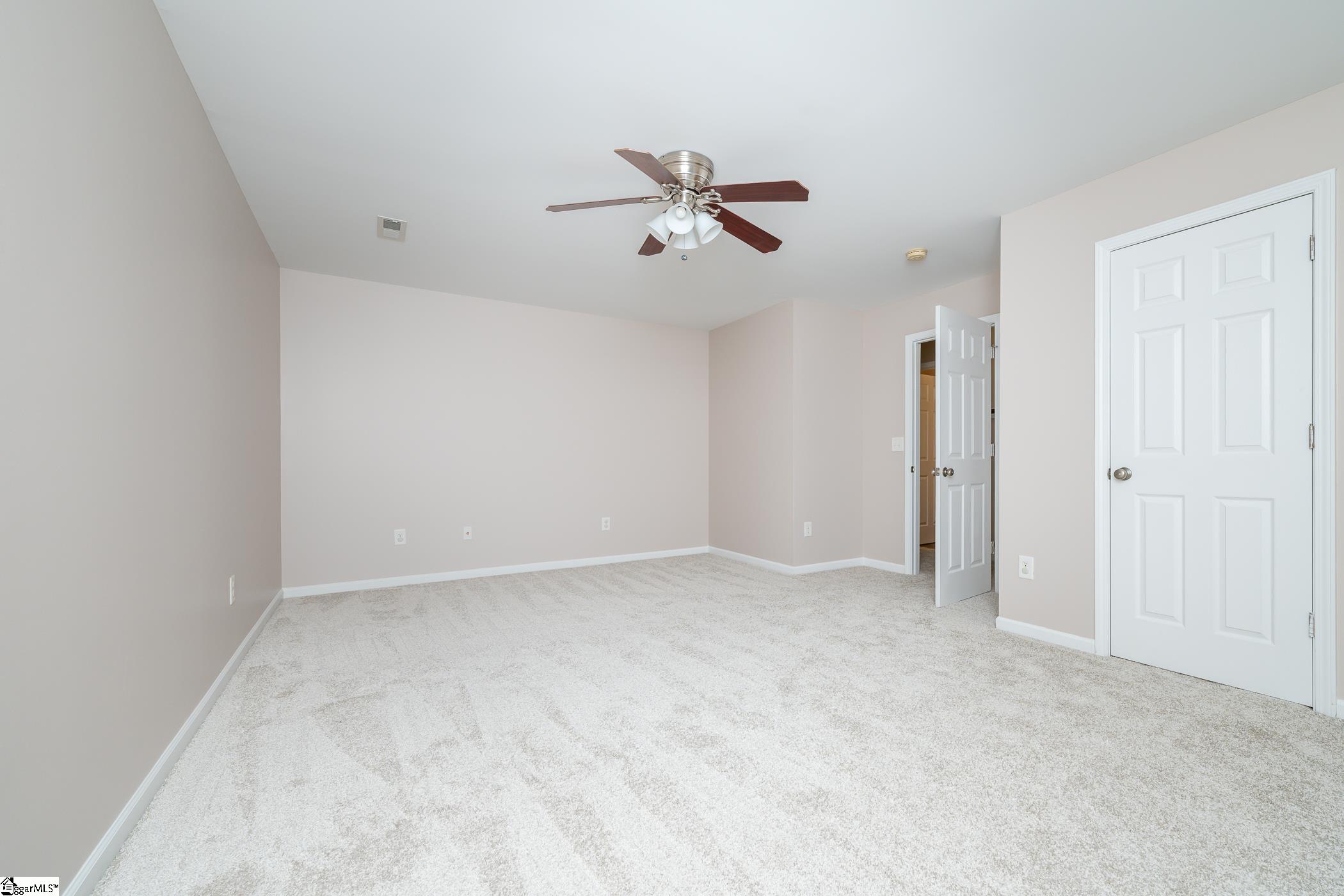 212 Dellwood Drive Spartanburg, SC 29301