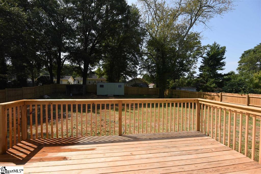 109 Mountain View Avenue Greer, SC 29650