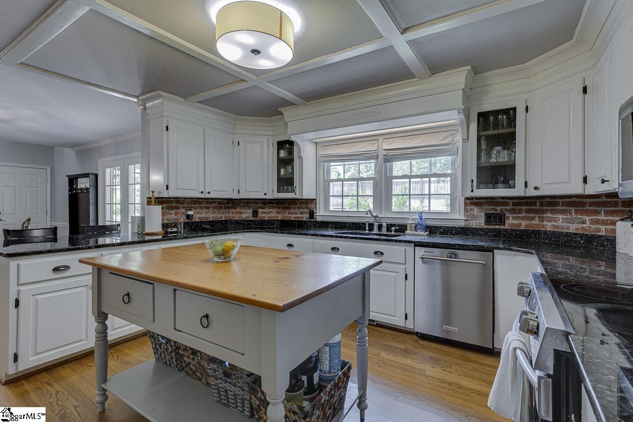 211 S Ticonderoga Drive Greer, SC 29650