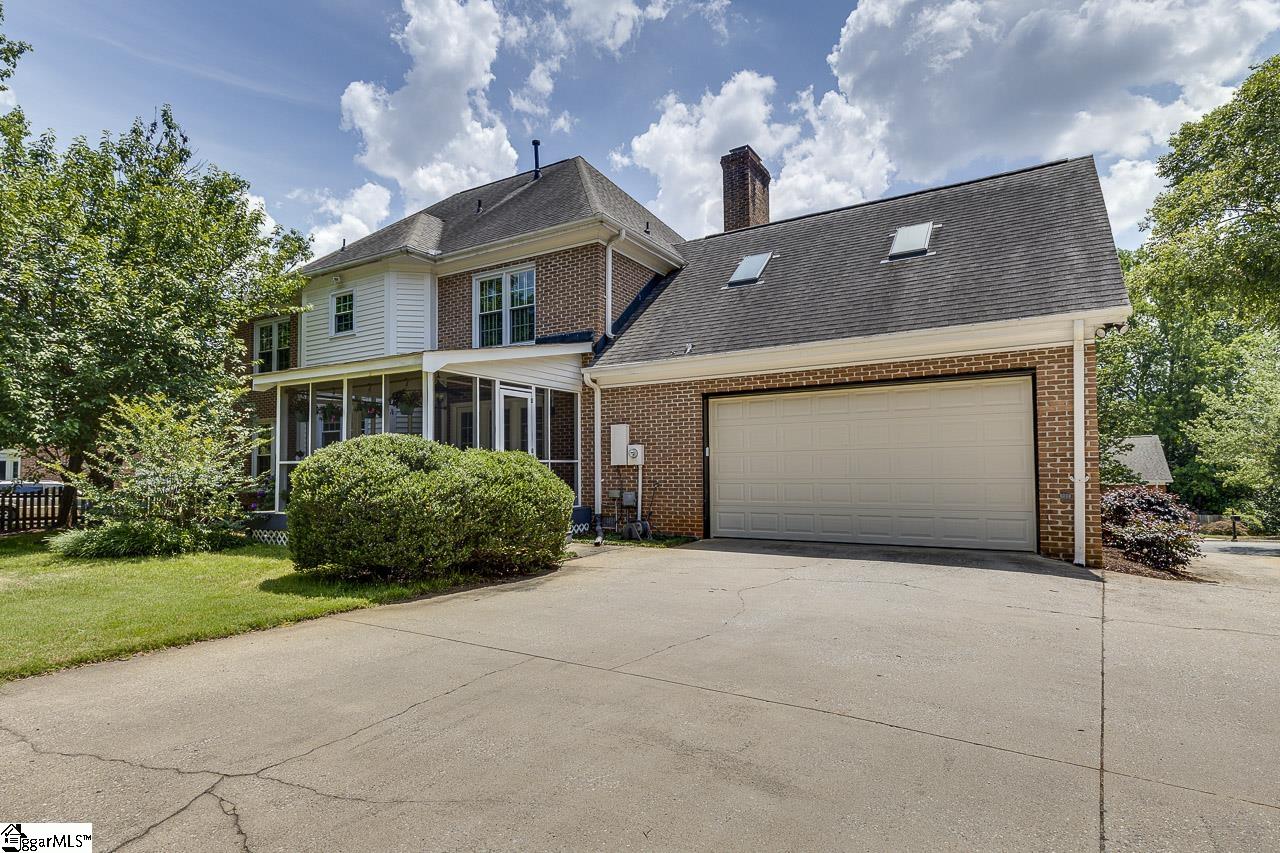 211 S Ticonderoga Drive Greer, SC 29650