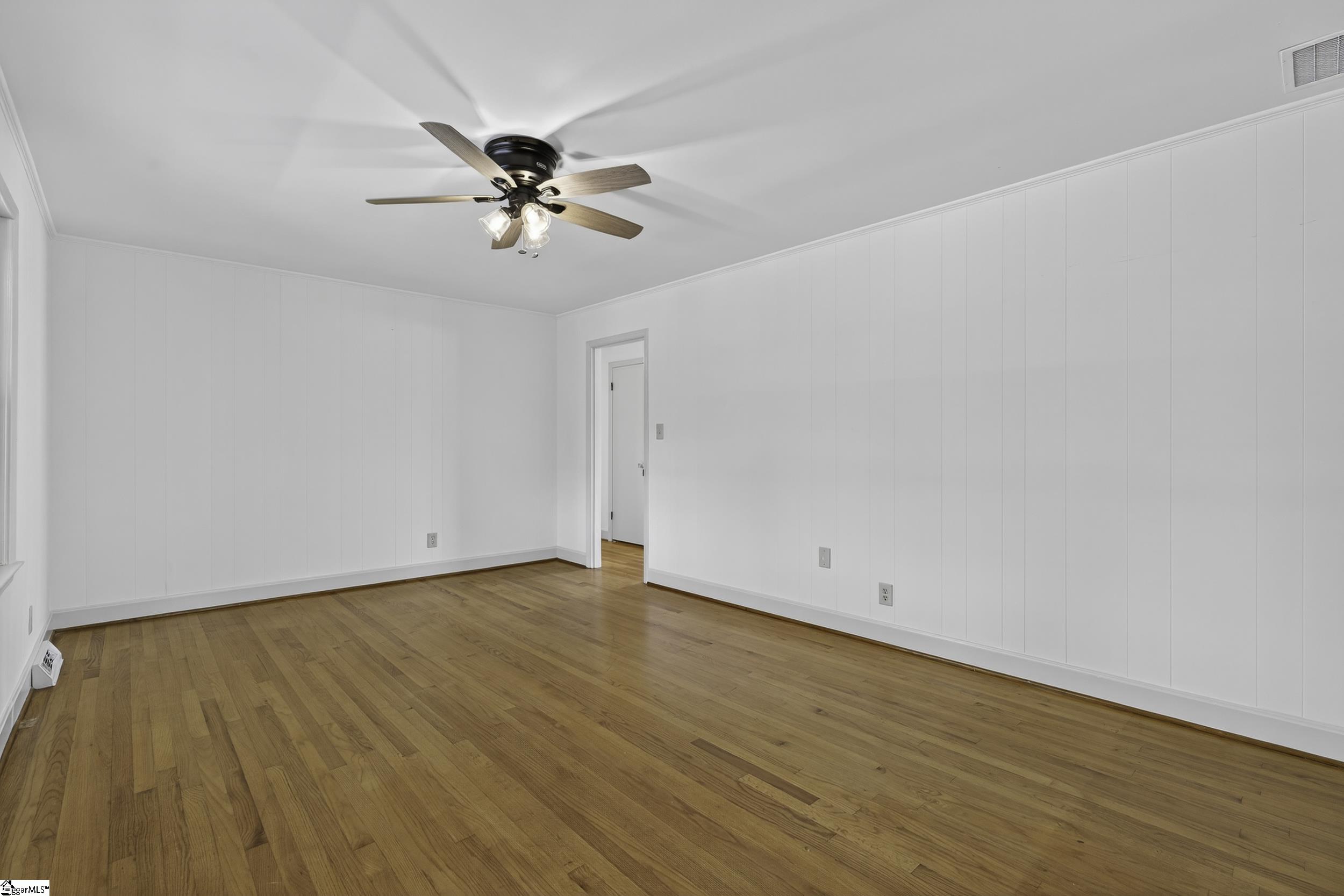 211 Saint Matthews Street Spartanburg, SC 29301