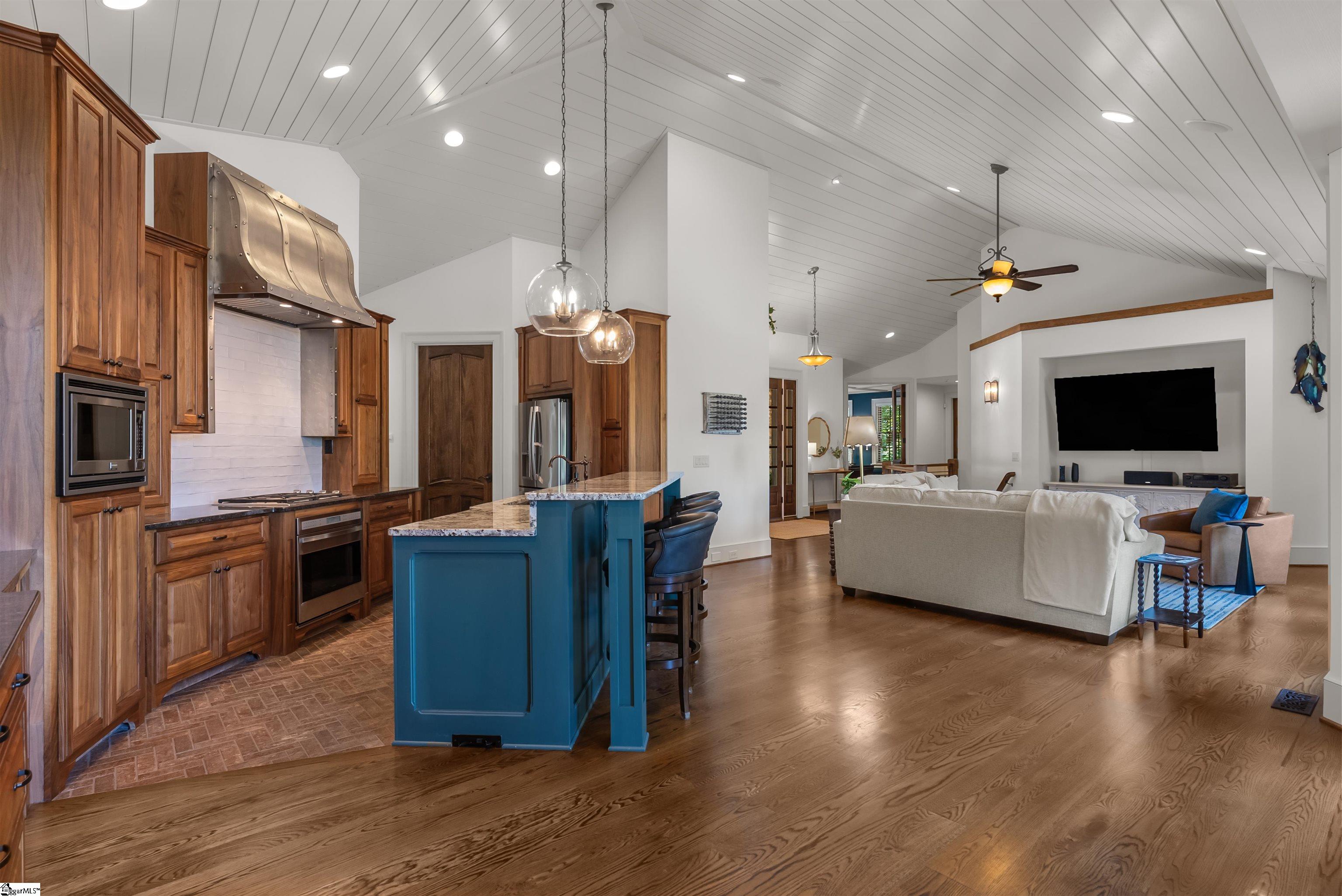 337 Knox Campground Road Seneca, SC 29672