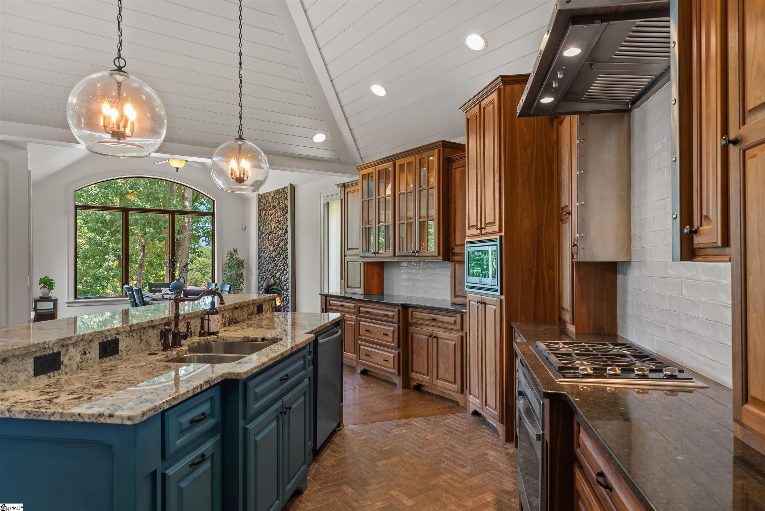 337 Knox Campground Road Seneca, SC 29672