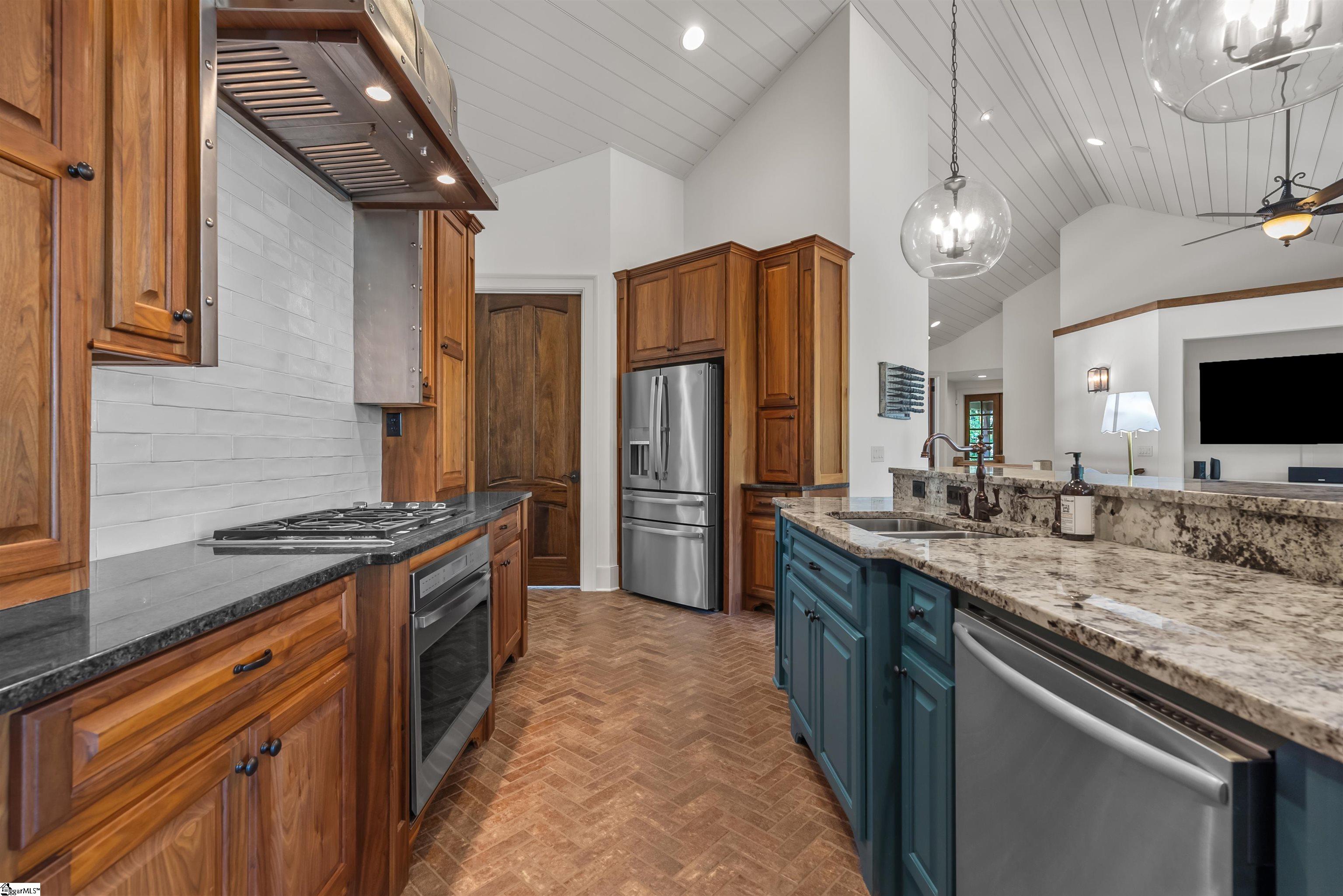 337 Knox Campground Road Seneca, SC 29672