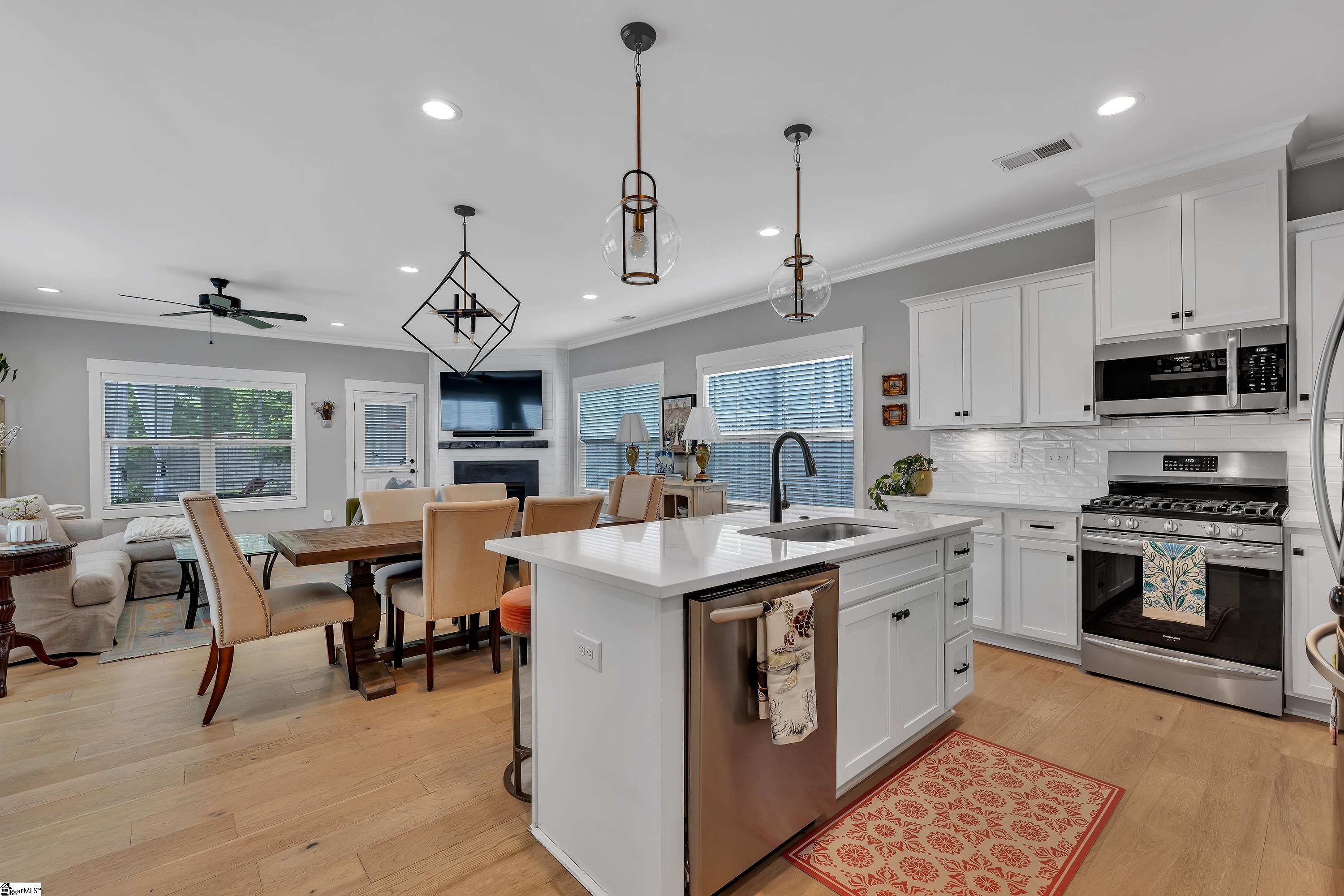 209 Pinckney Street Greenville, SC 29601
