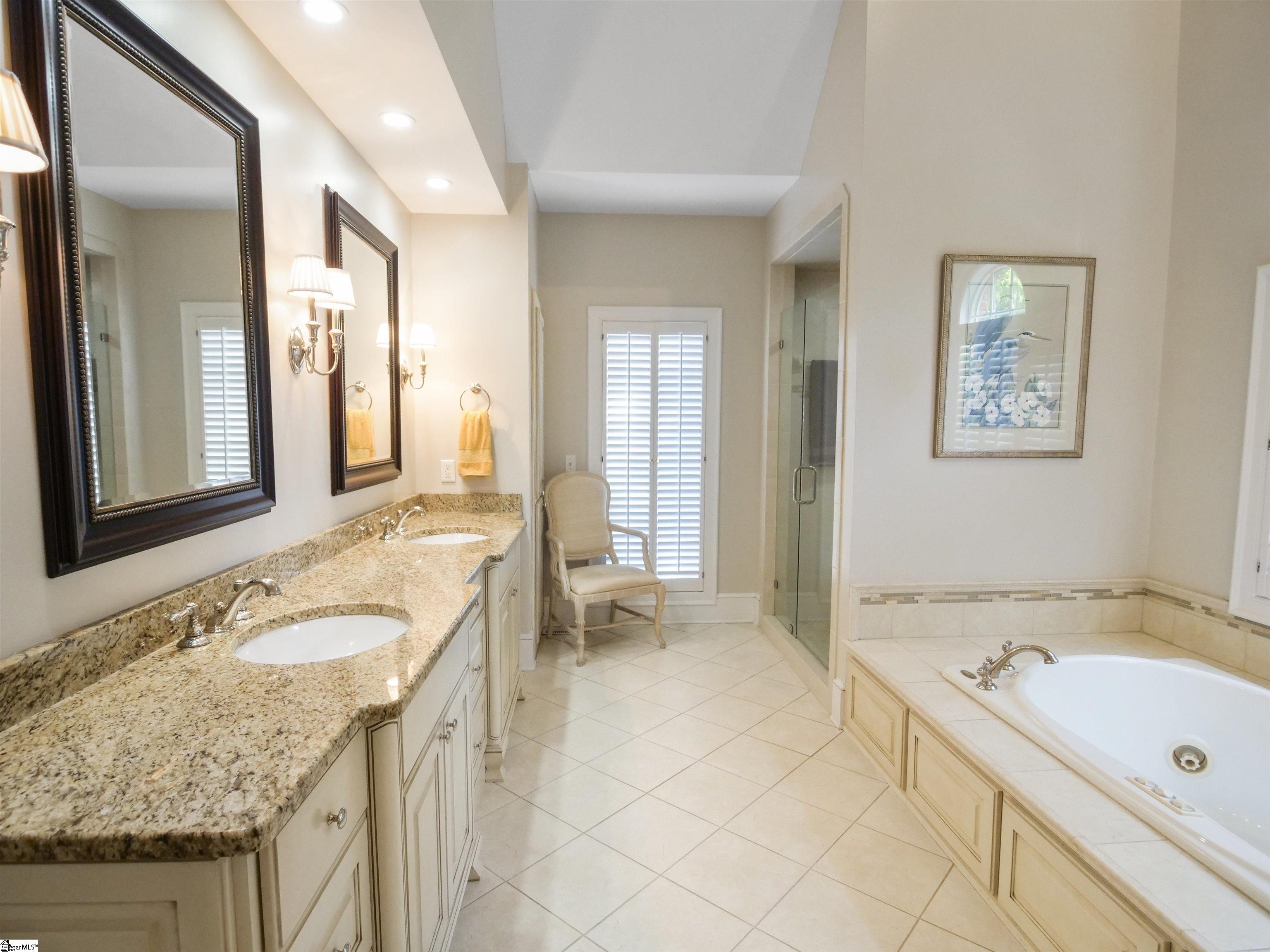 109 Muirfield Drive Spartanburg, SC 29306