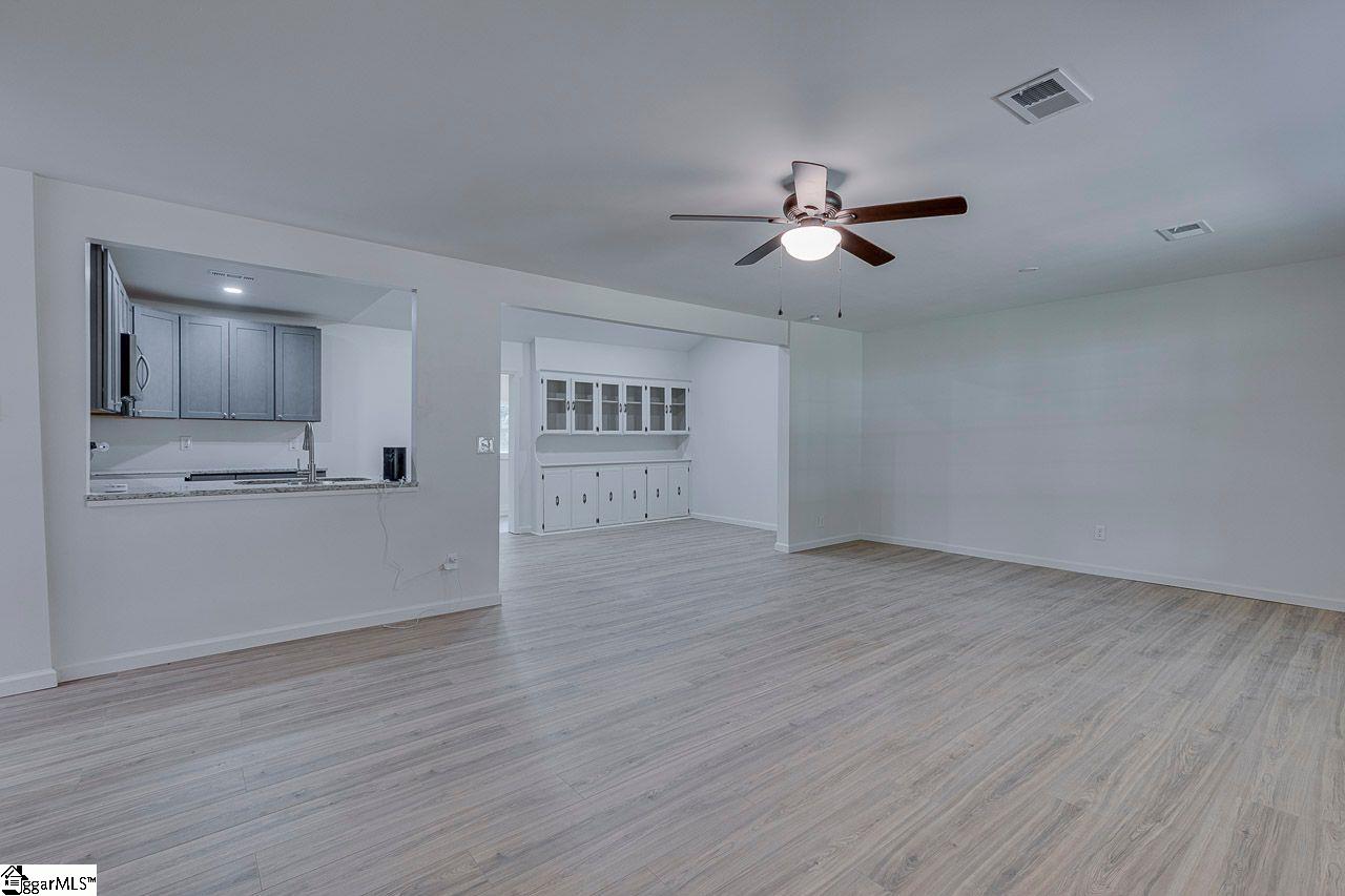 118 Burmaster Street Inman, SC 29349