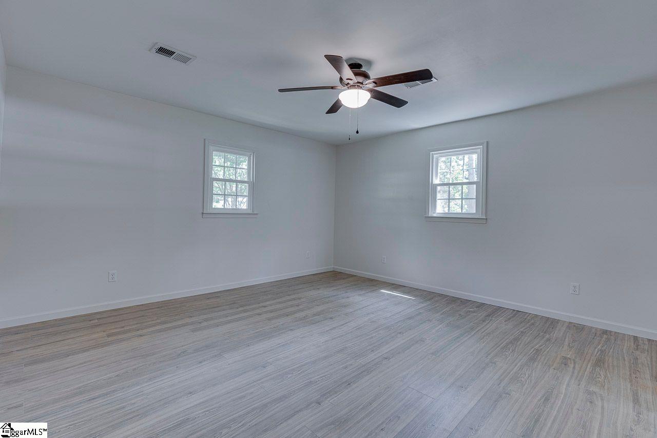 118 Burmaster Street Inman, SC 29349