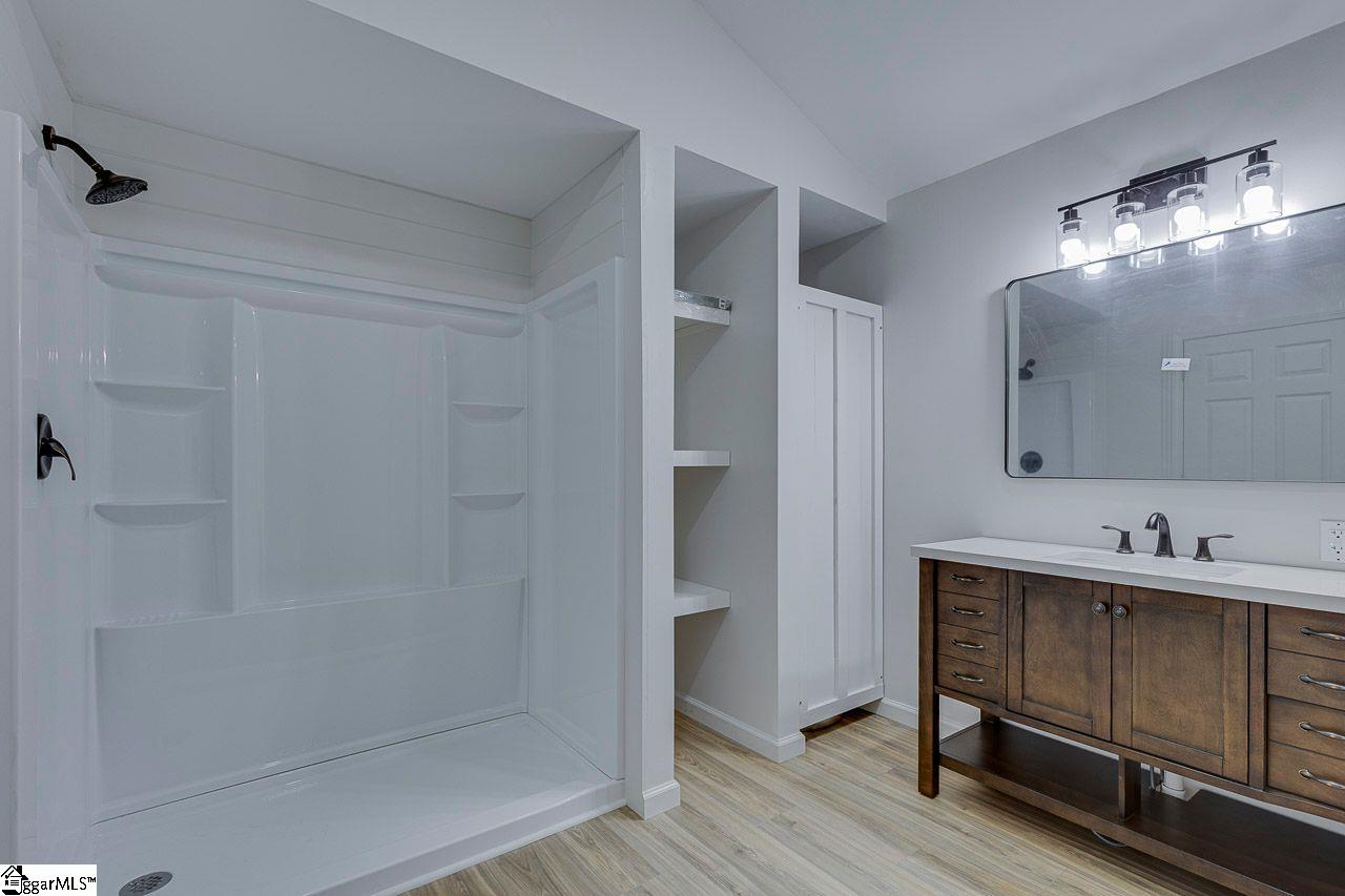 118 Burmaster Street Inman, SC 29349