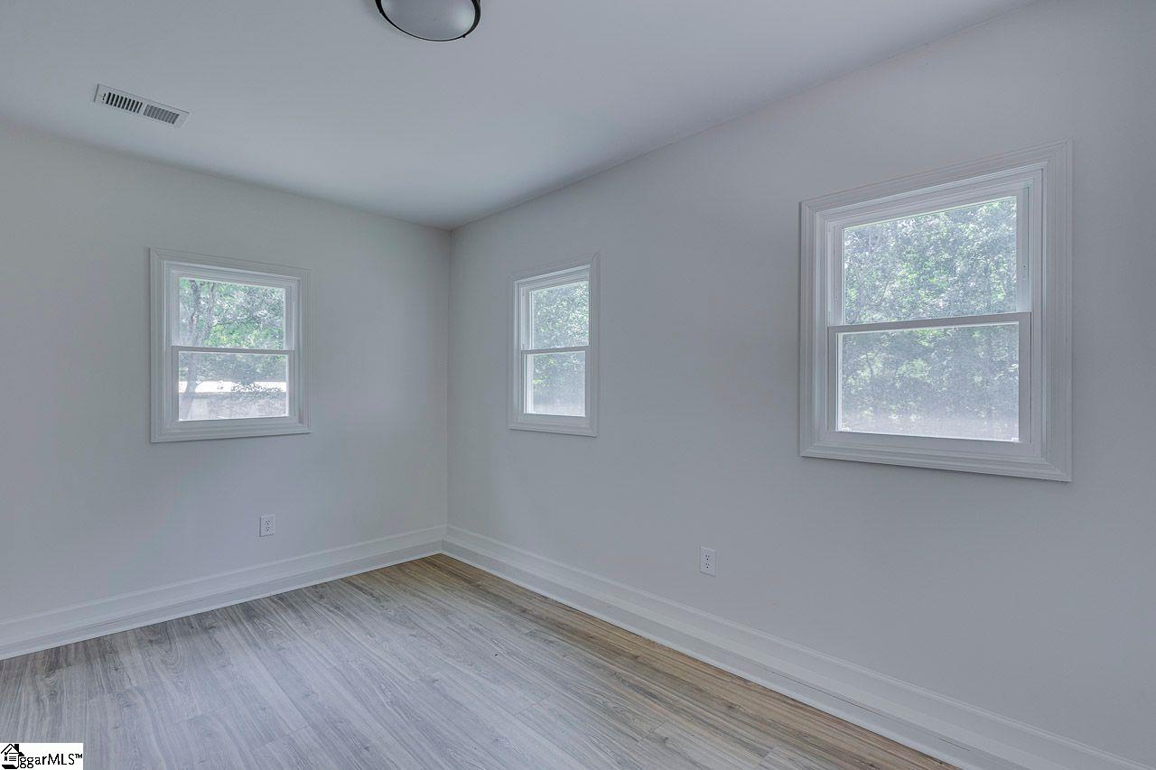 118 Burmaster Street Inman, SC 29349