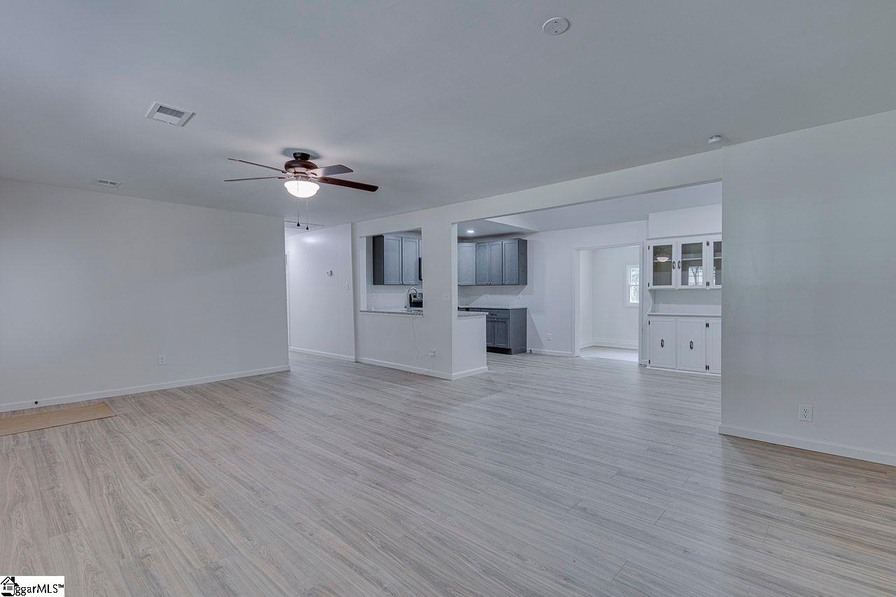 118 Burmaster Street Inman, SC 29349