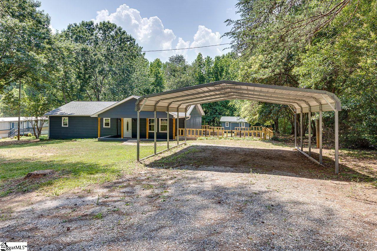 118 Burmaster Street Inman, SC 29349