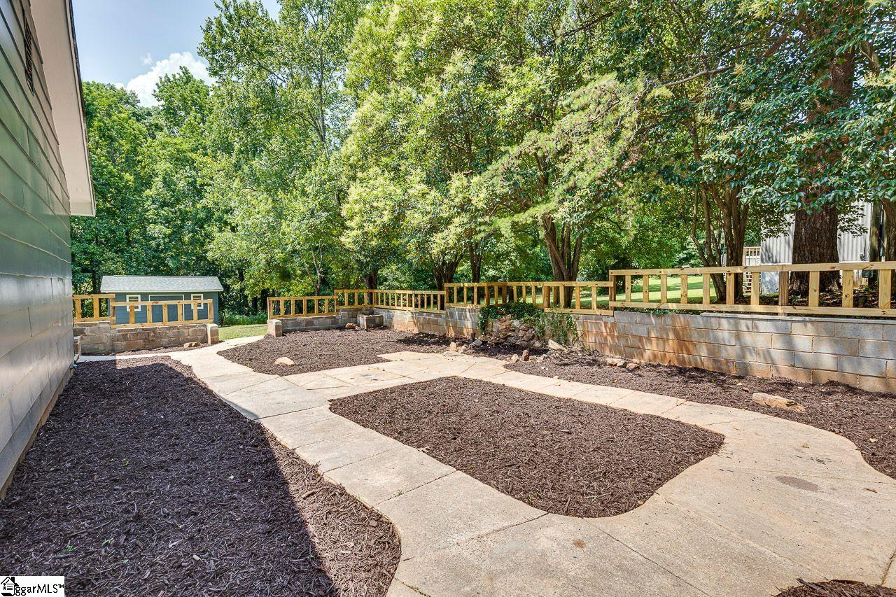 118 Burmaster Street Inman, SC 29349