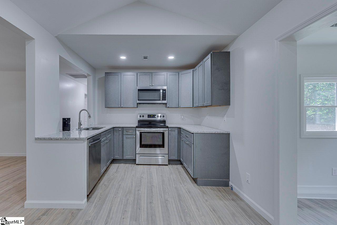 118 Burmaster Street Inman, SC 29349