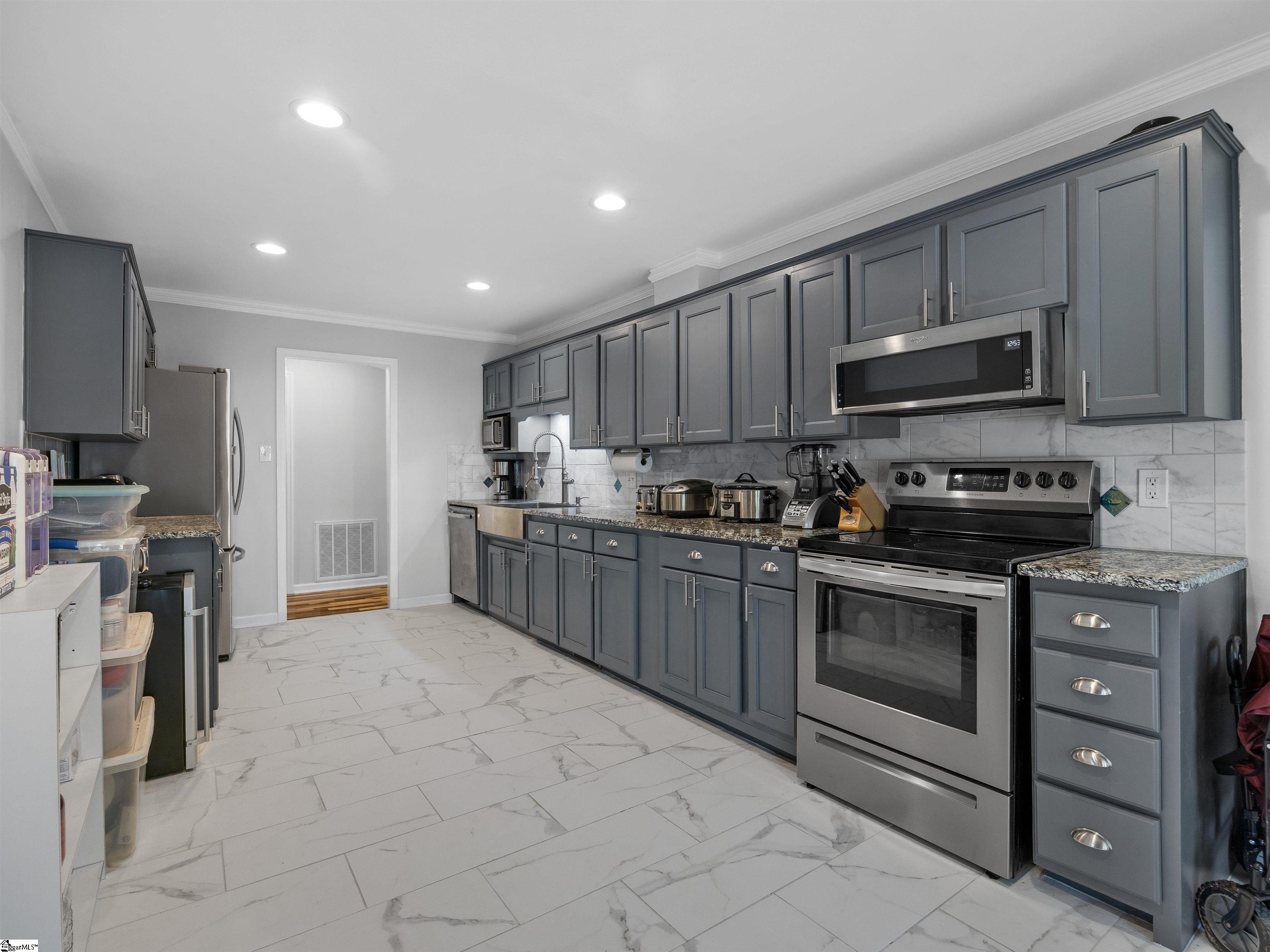 132 Bowers Court Spartanburg, SC 29301