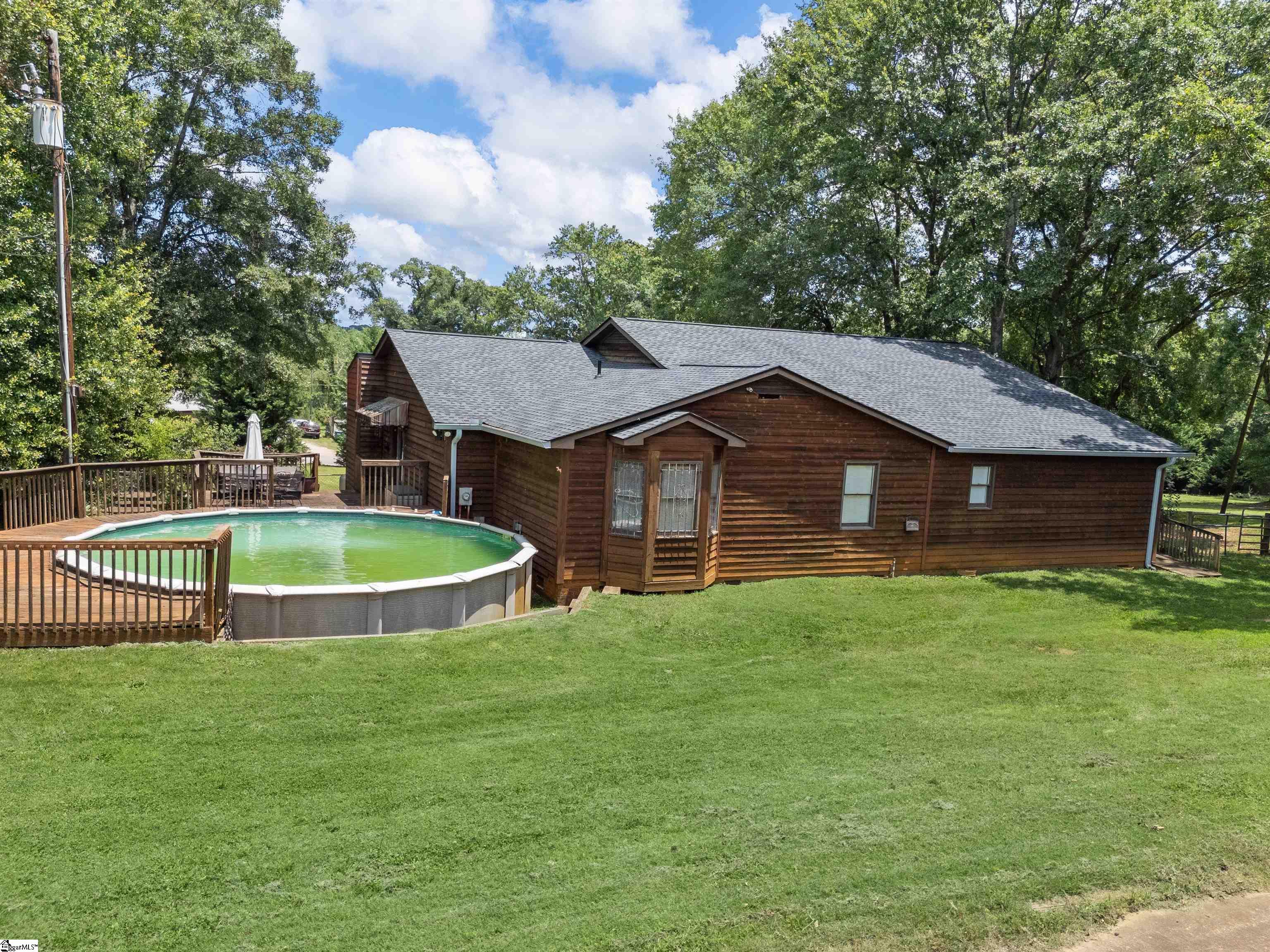 132 Bowers Court Spartanburg, SC 29301