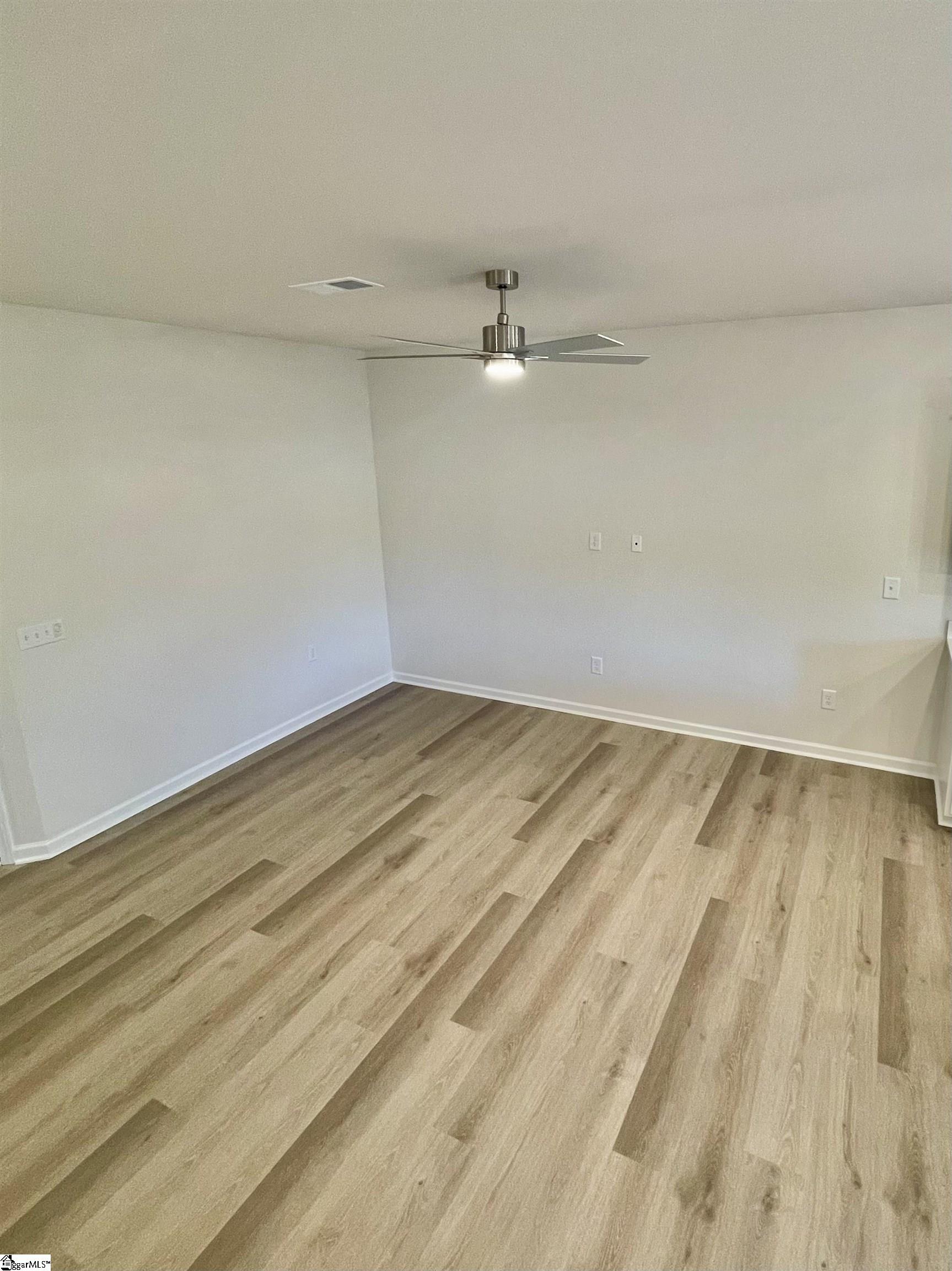 2011 Hillman Way Roebuck, SC 29376