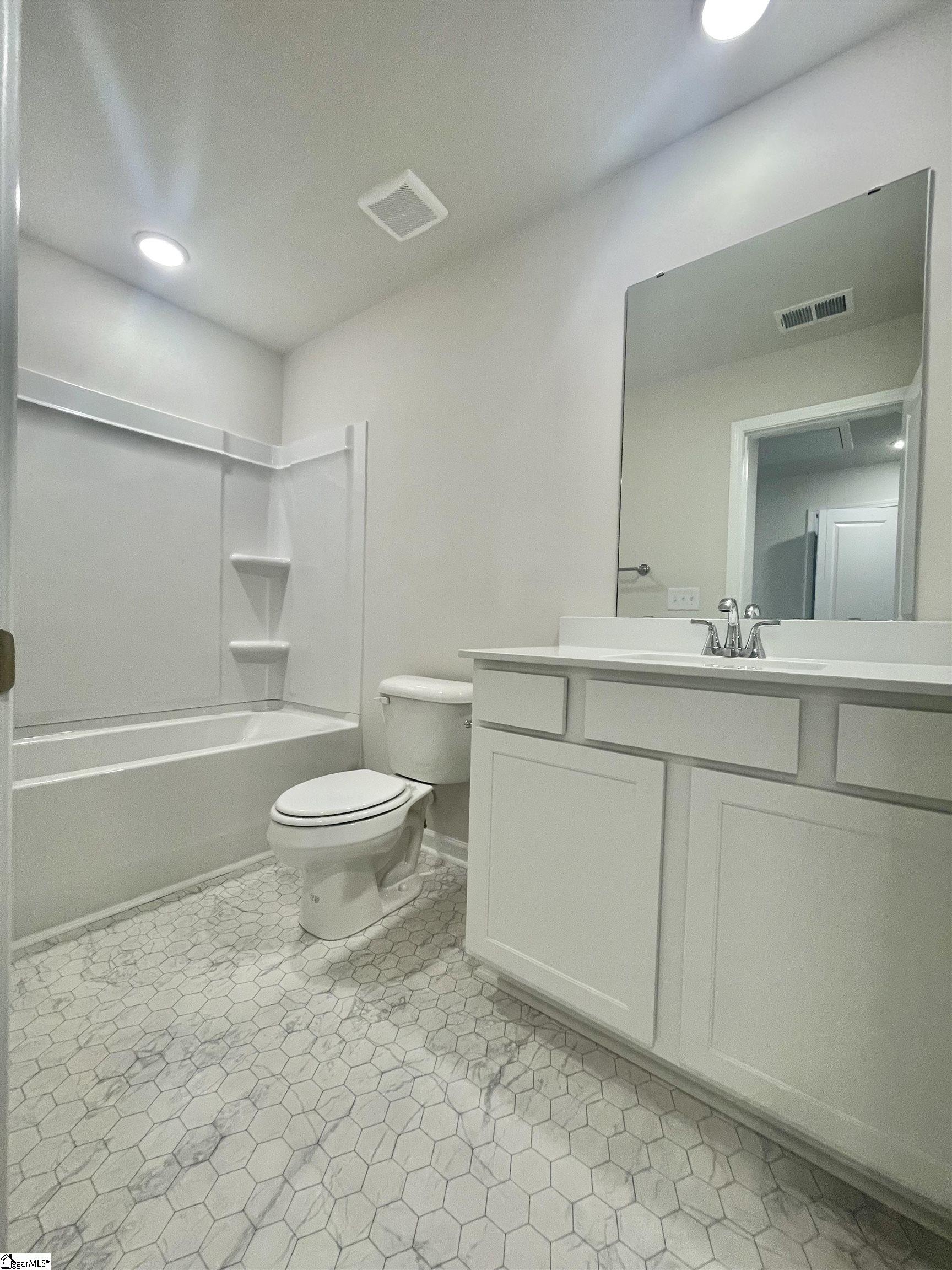 2011 Hillman Way Roebuck, SC 29376