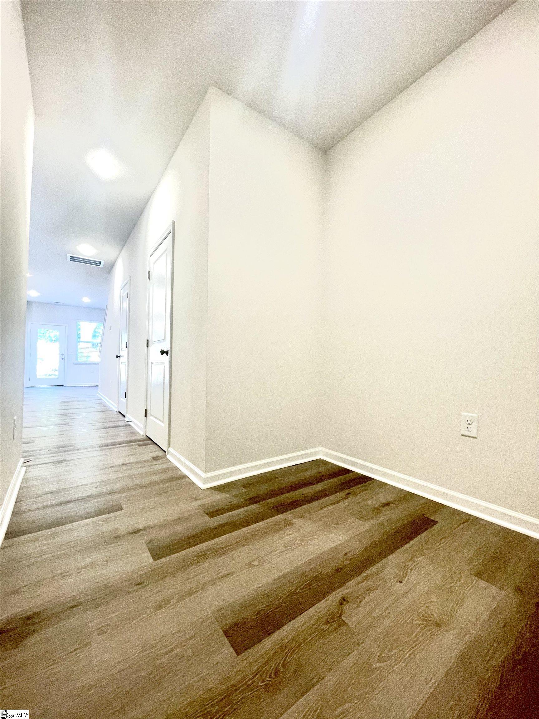 2011 Hillman Way Roebuck, SC 29376