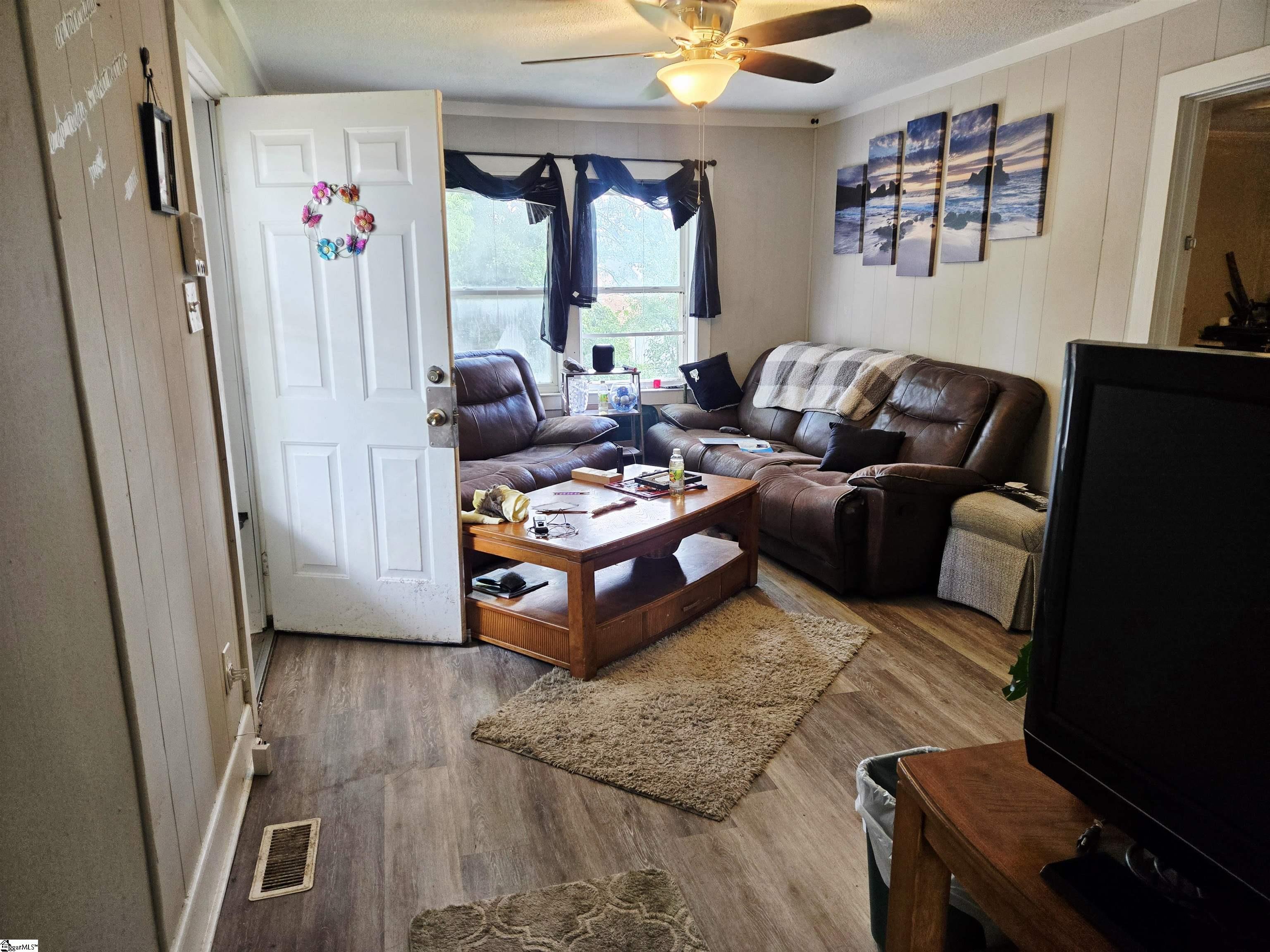 503 Magnolia Street Joanna, SC 29351