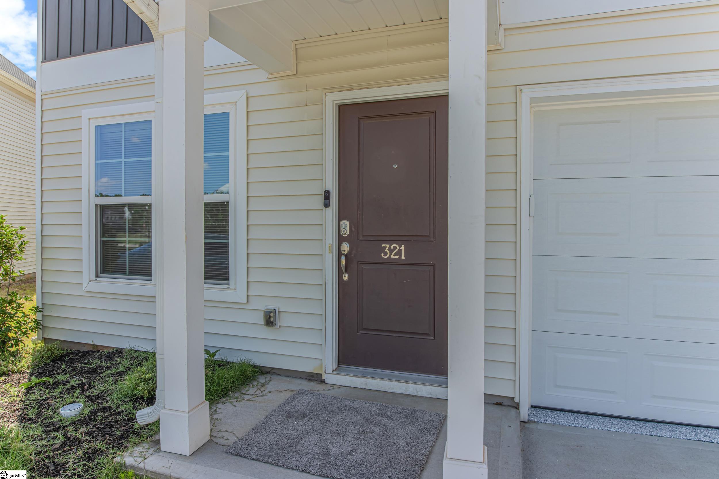 321 Siskin Place Spartanburg, SC 29303