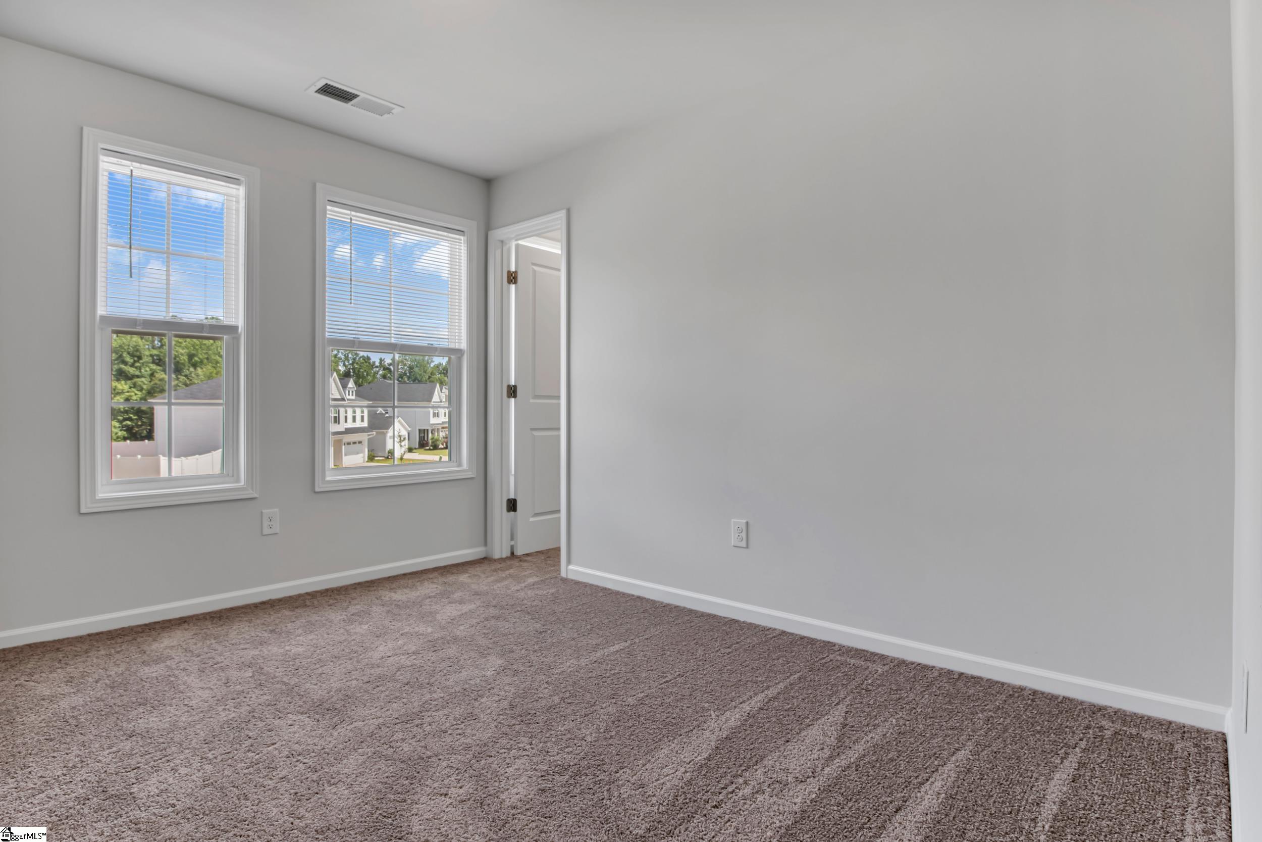 321 Siskin Place Spartanburg, SC 29303
