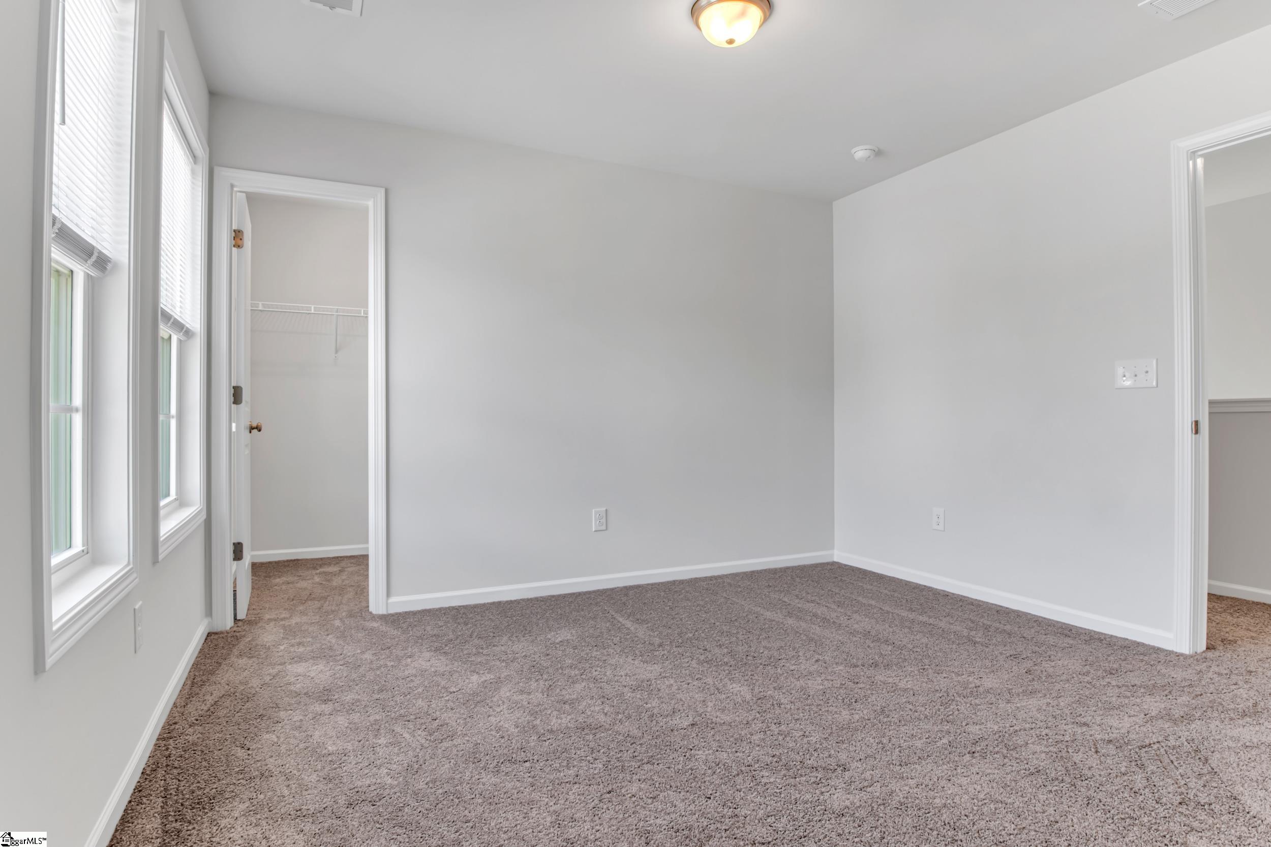 321 Siskin Place Spartanburg, SC 29303