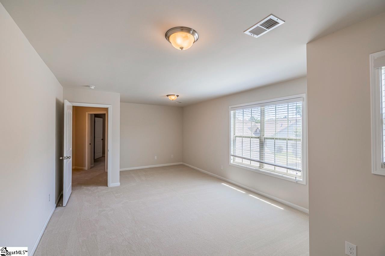 203 Redmont Court Simpsonville, SC 29680