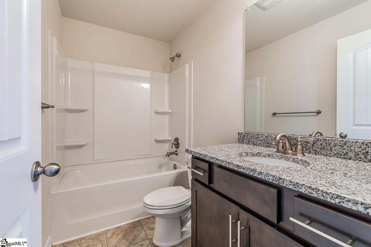 203 Redmont Court Simpsonville, SC 29680