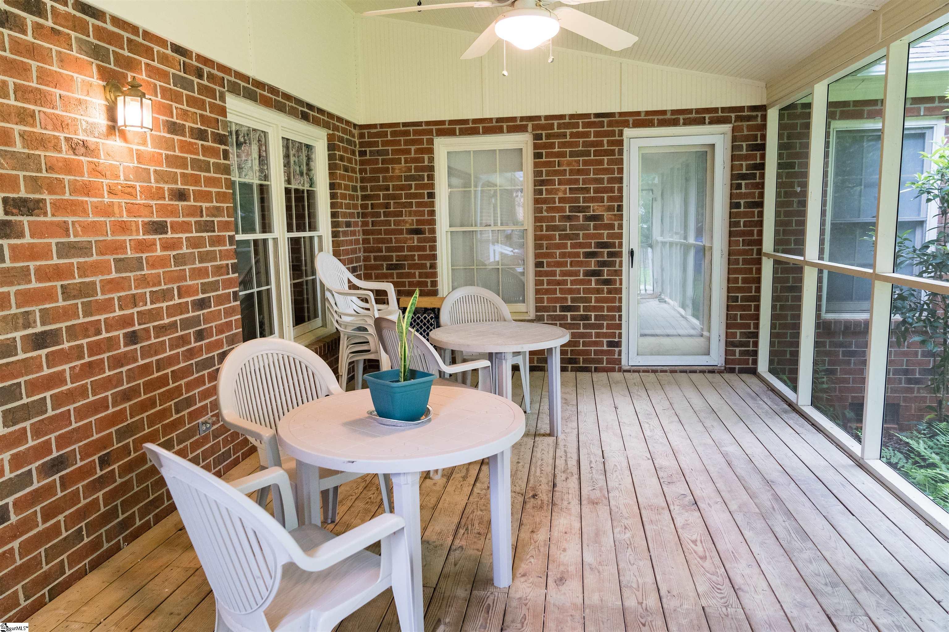 265 Hollis Drive Spartanburg, SC 29307