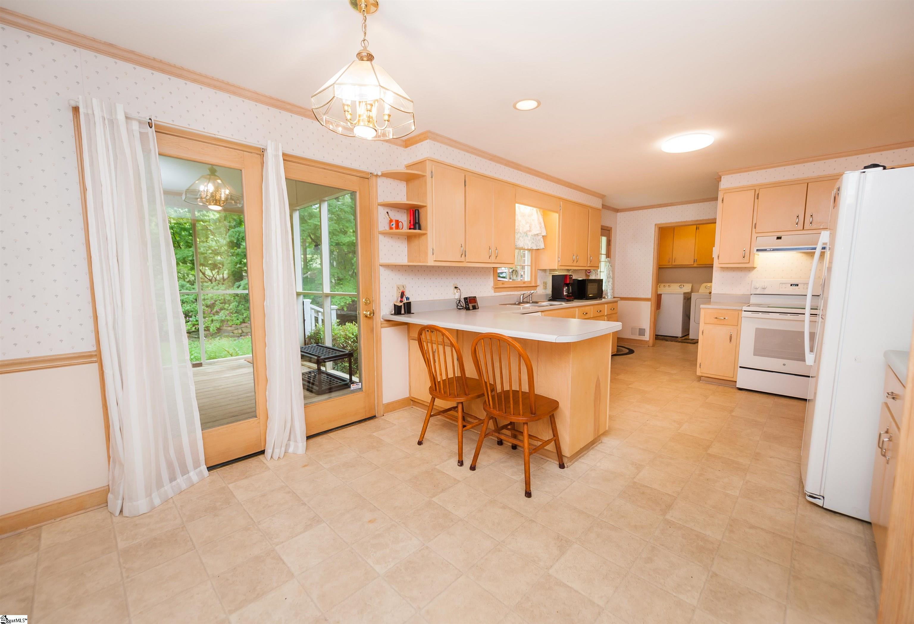 265 Hollis Drive Spartanburg, SC 29307