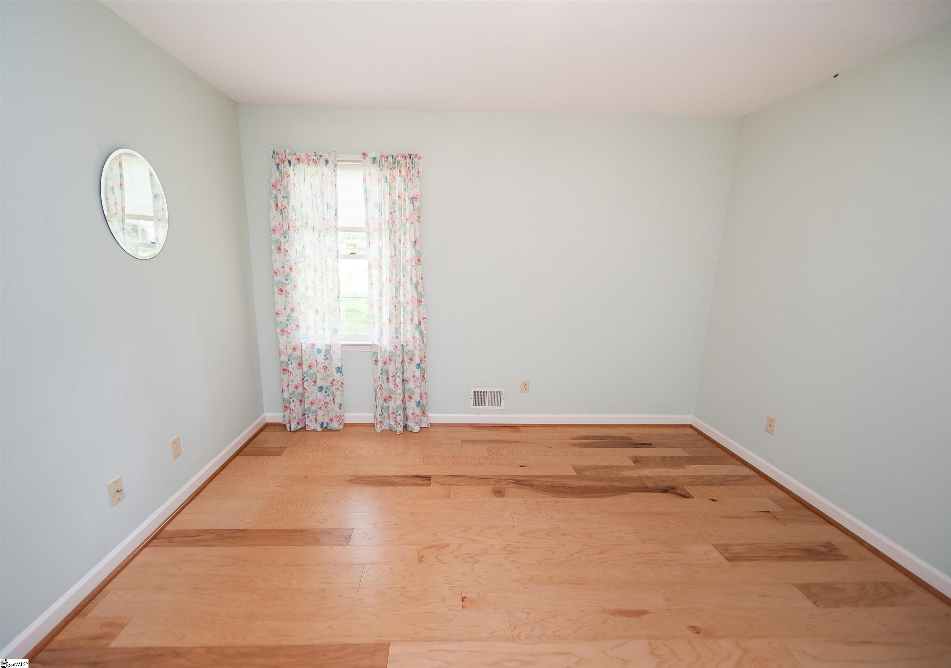 265 Hollis Drive Spartanburg, SC 29307