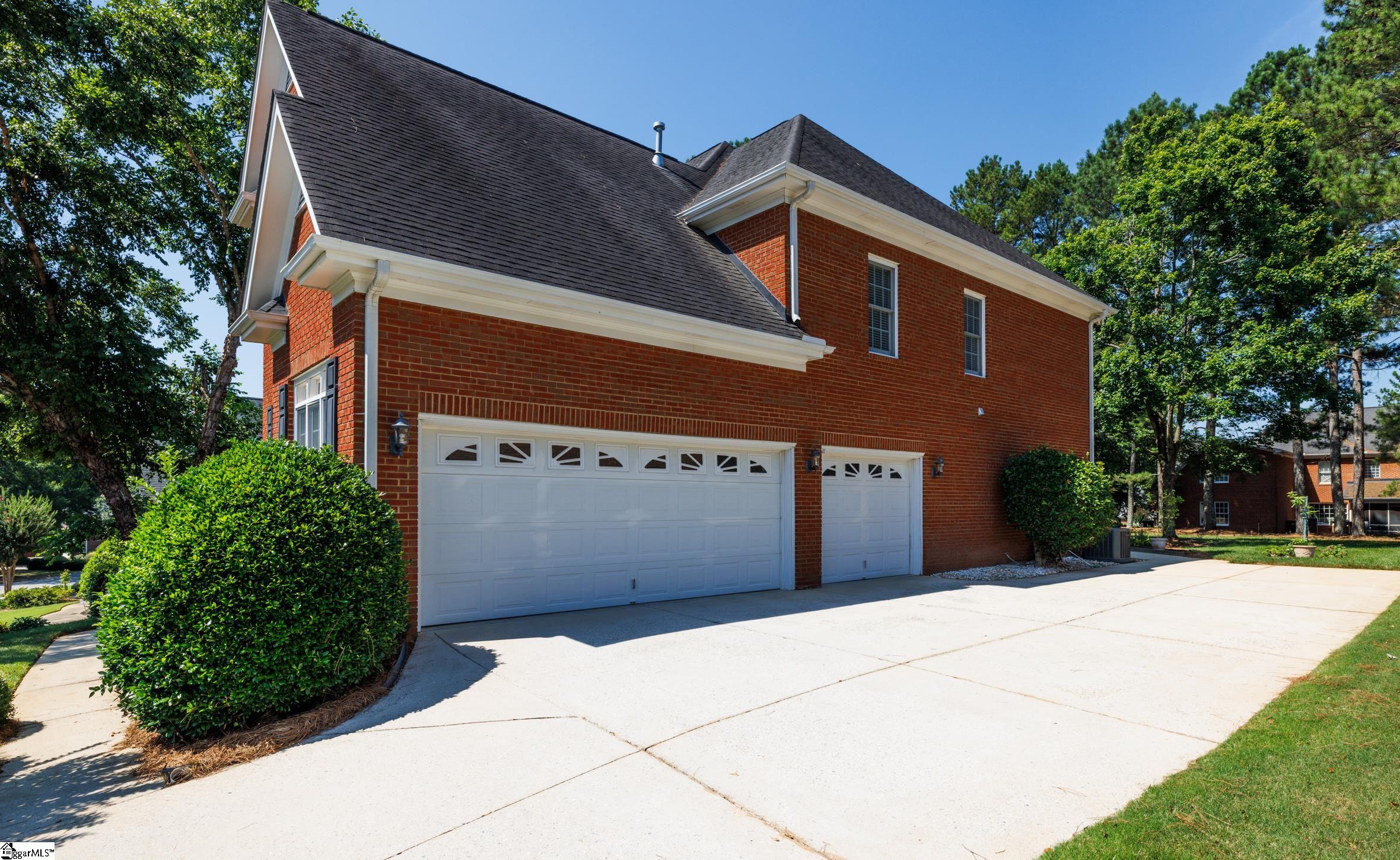 805 Carriage Hill Road Simpsonville, SC 29681