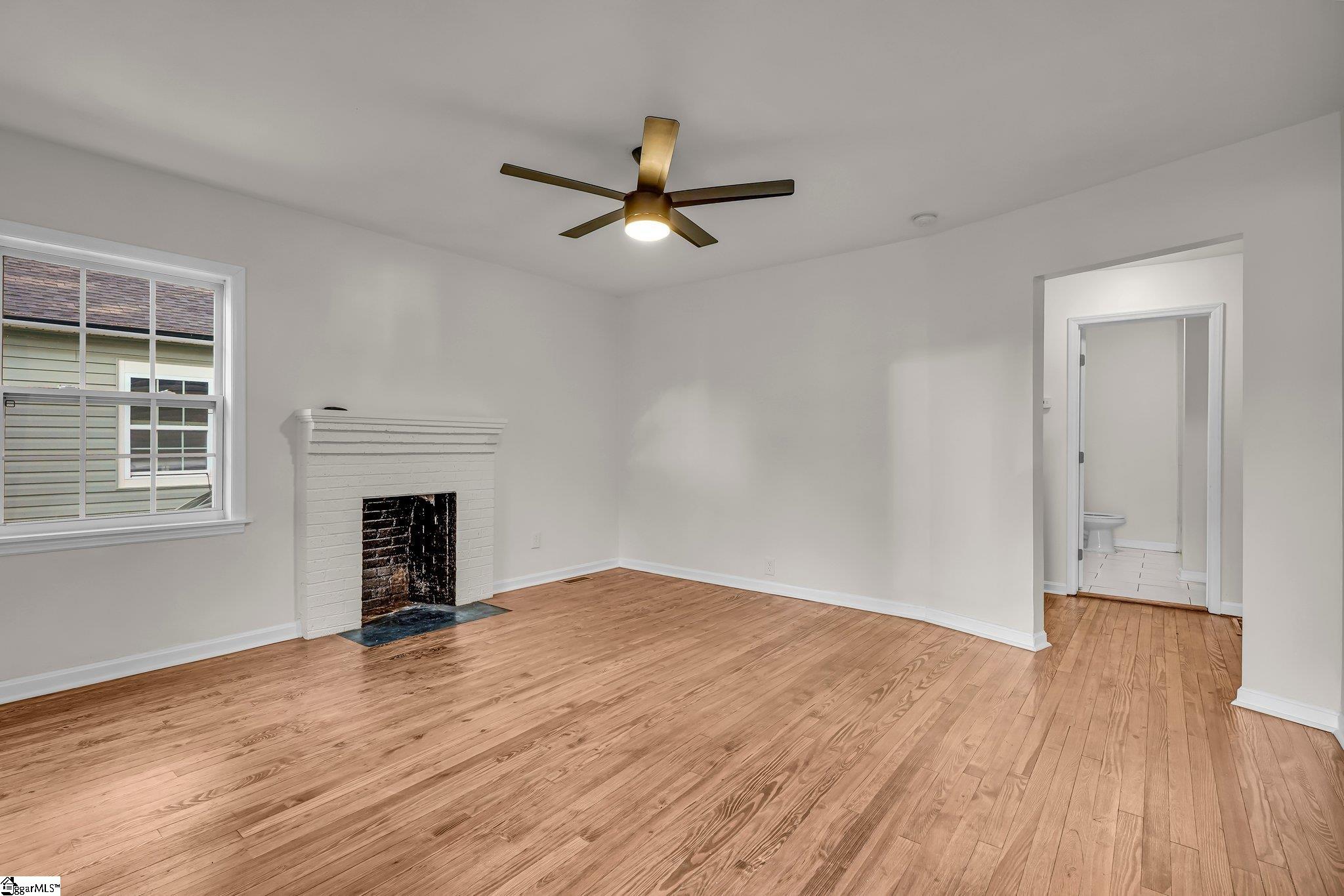 102 McDade Street Greenville, SC 29611